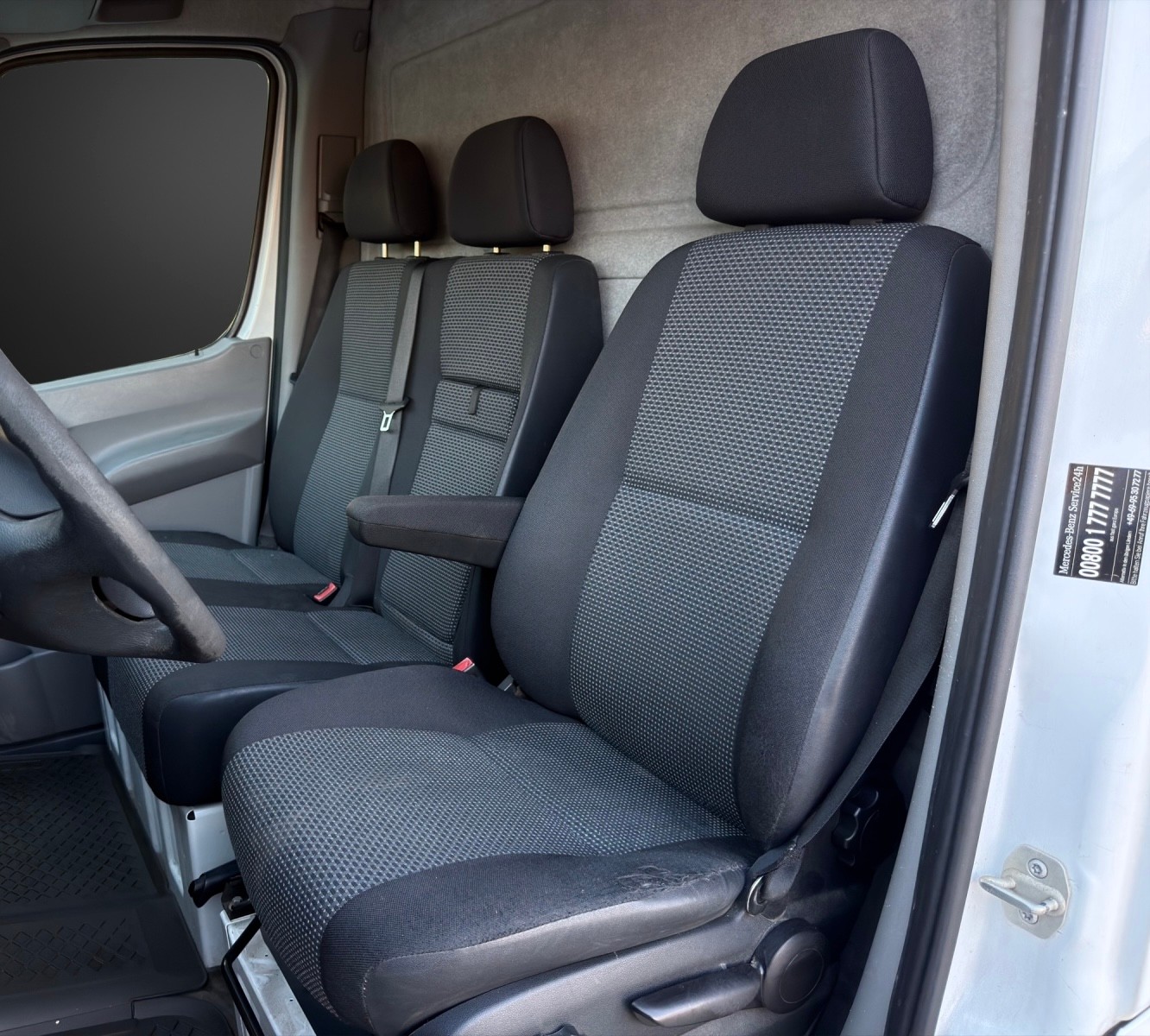 MERCEDES-BENZ Sprinter 316 CDI Standard mit 163 PS * Nutzlast 1110 Kg *-image-6