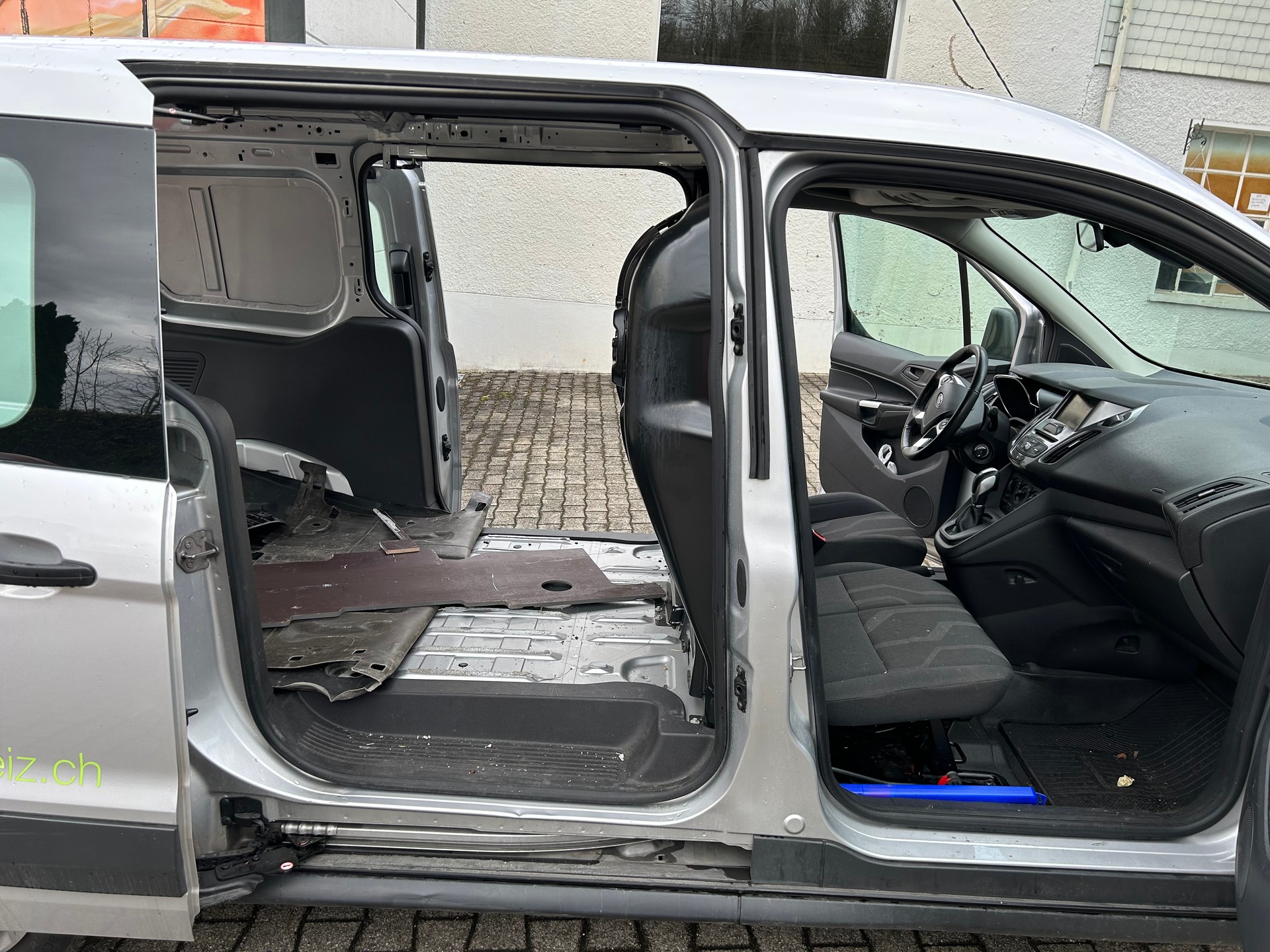 FORD Transit Connect Van T210 1.5 TDCi Ambiente A-image-12