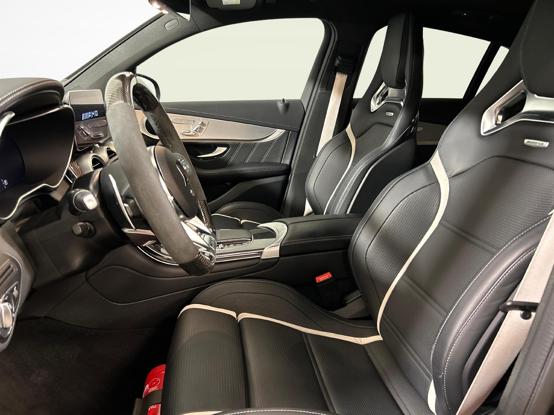 MERCEDES-BENZ GLC 63 S AMG 4m+ Coupé-image-2