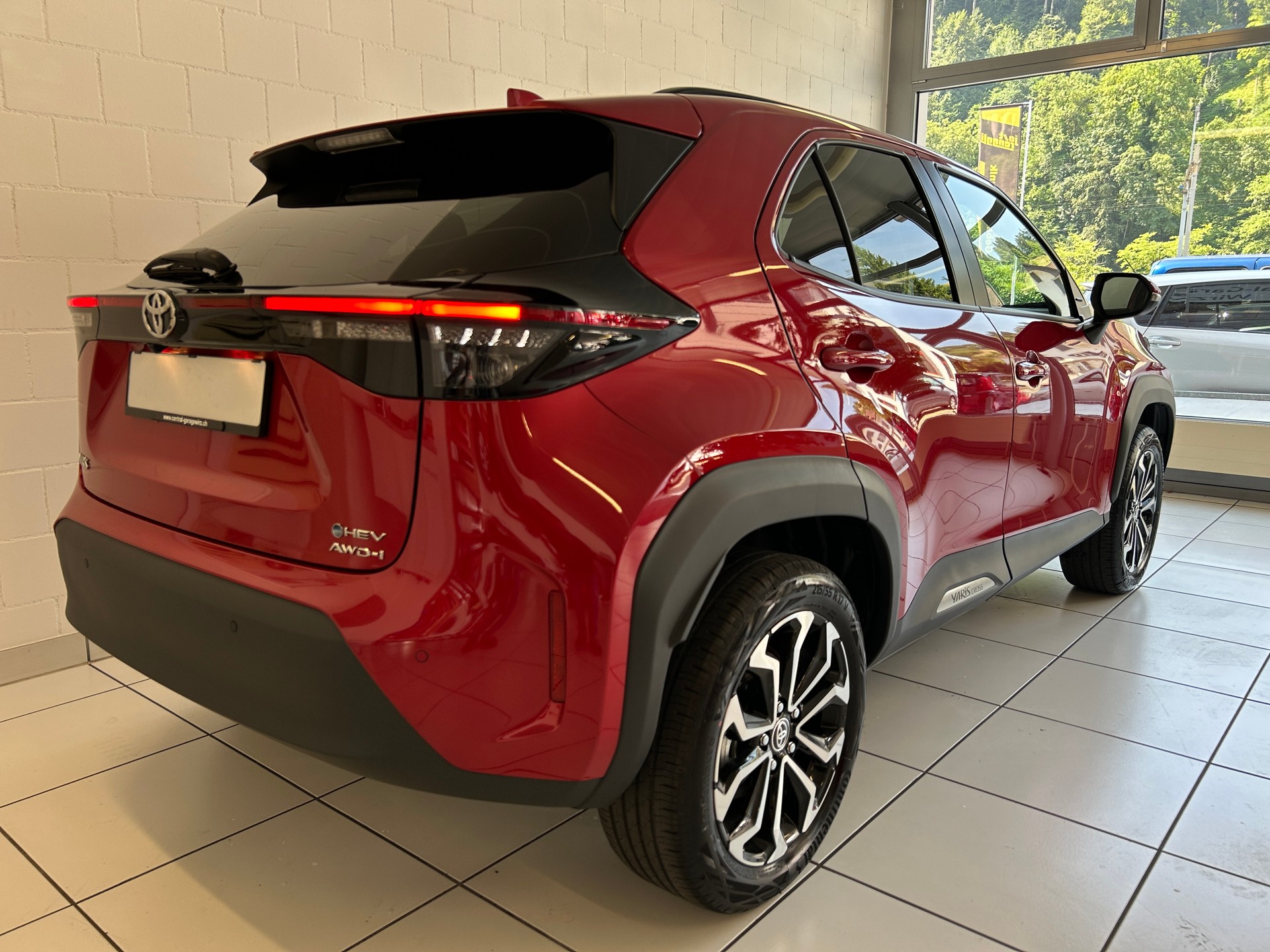 TOYOTA Yaris Cross 1.5 Trend AWDi e-CVT-image-3