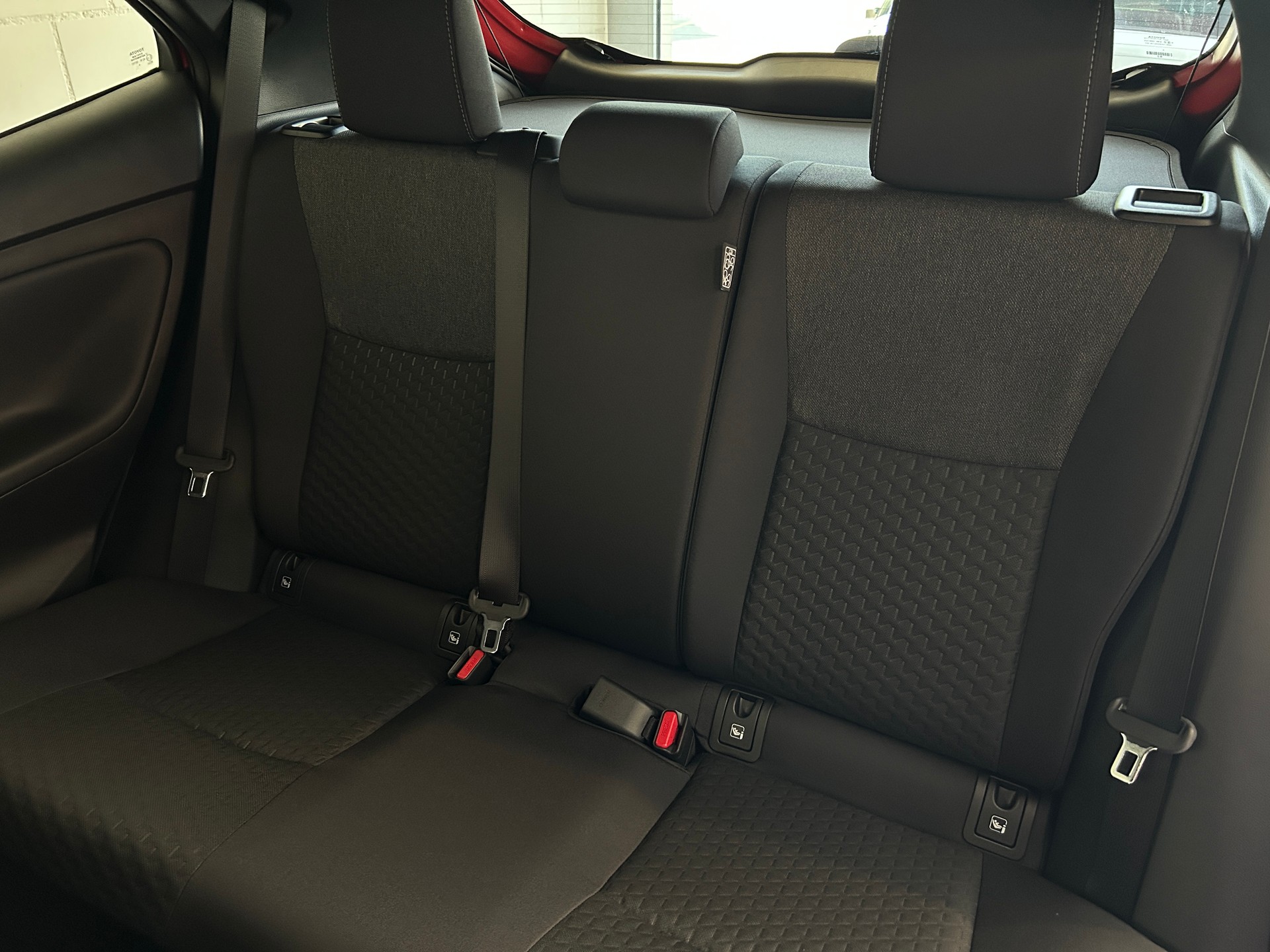 TOYOTA Yaris Cross 1.5 Trend AWDi e-CVT-image-10