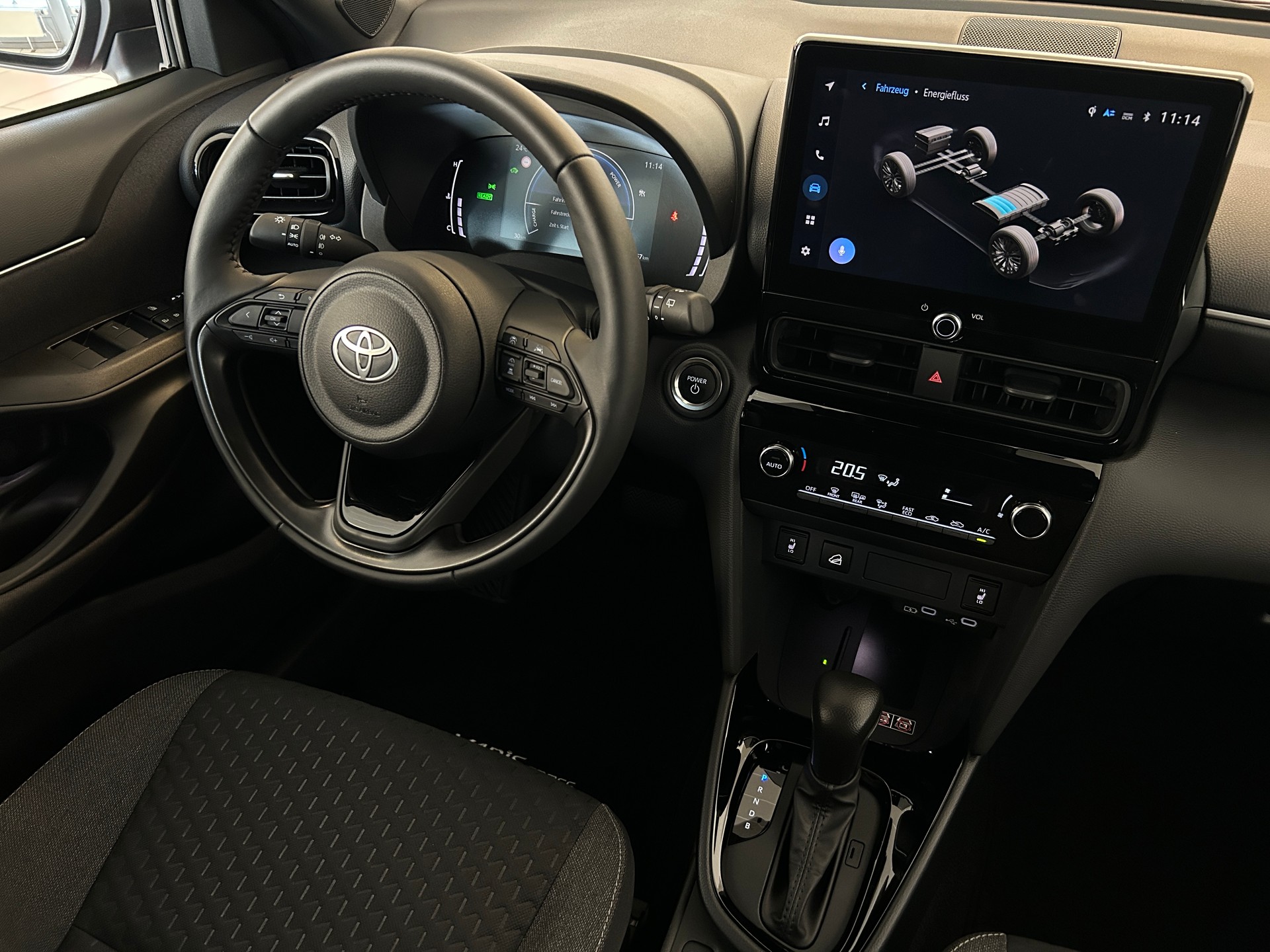 TOYOTA Yaris Cross 1.5 Trend AWDi e-CVT-image-8
