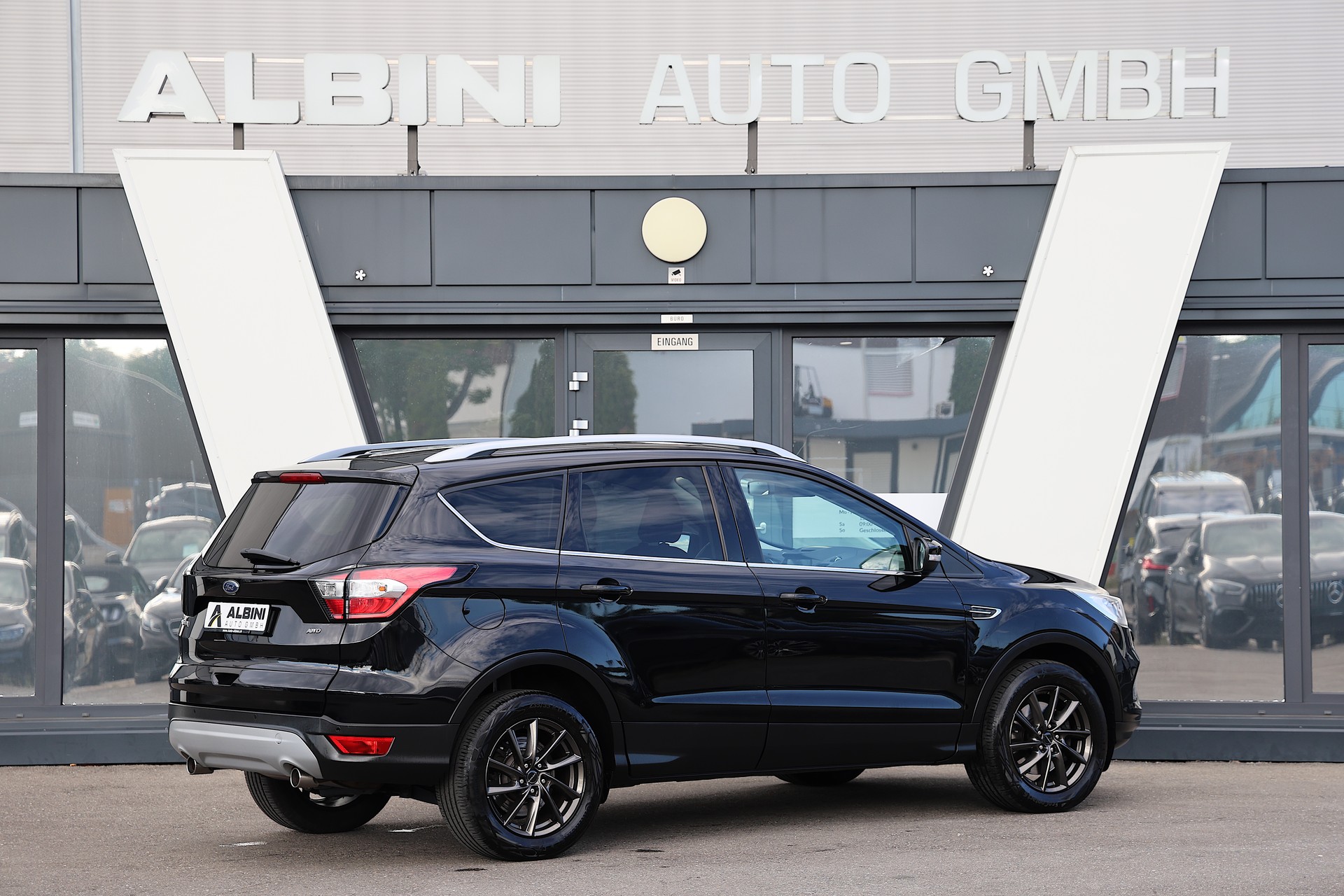 FORD Kuga 2.0 TDCi Trend+ 4WD PowerShift-image-3