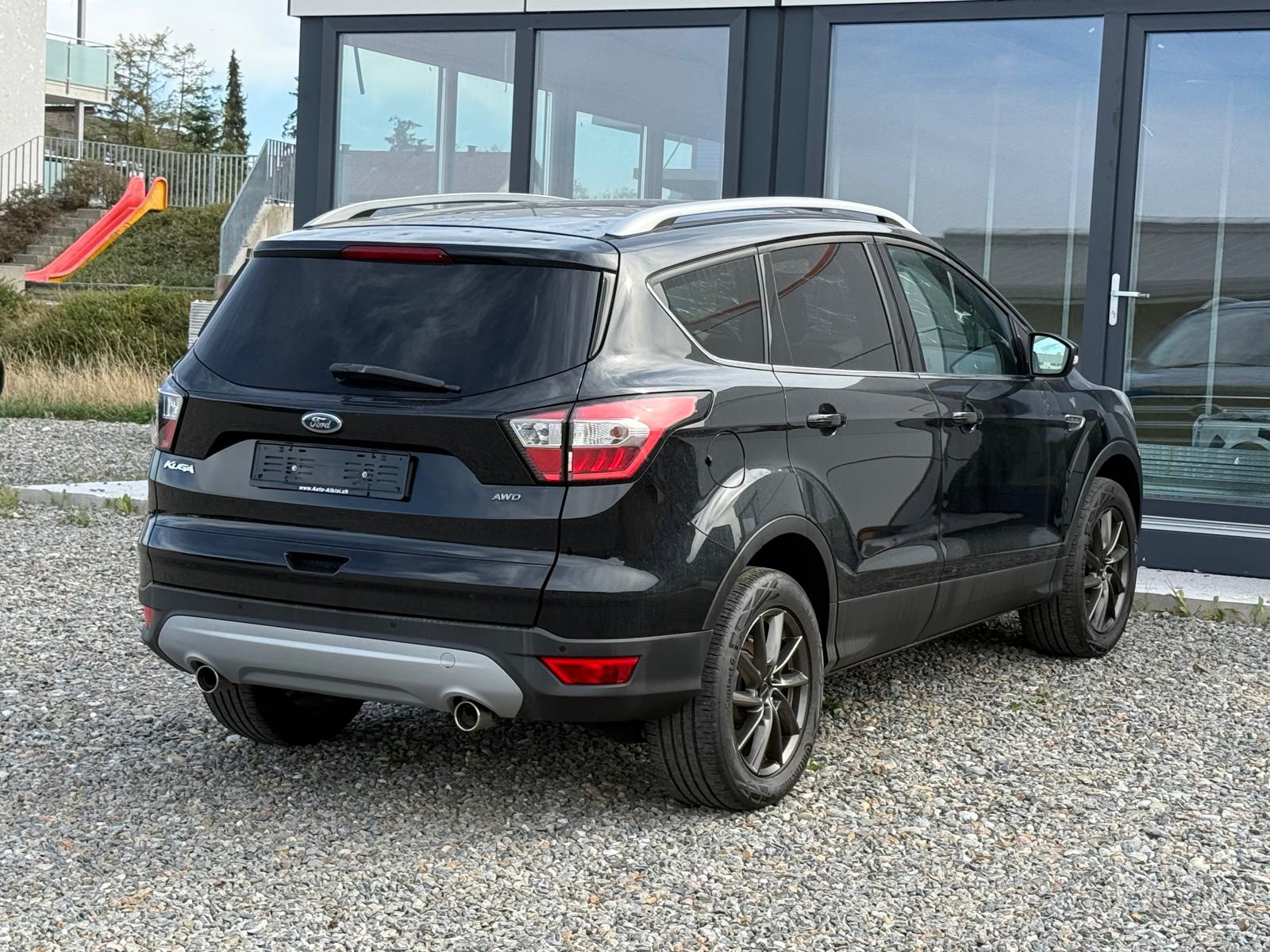 FORD Kuga 2.0 TDCi Trend+ 4WD PowerShift *HAGELSCHADEN* **Jetzt nur noch CHF 9'900.- statt CHF 16'900..-**-image-6