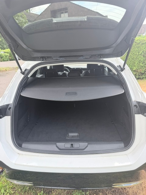 PEUGEOT 308 SW 1.5 BlueHDI Active Pack EAT8-image-10