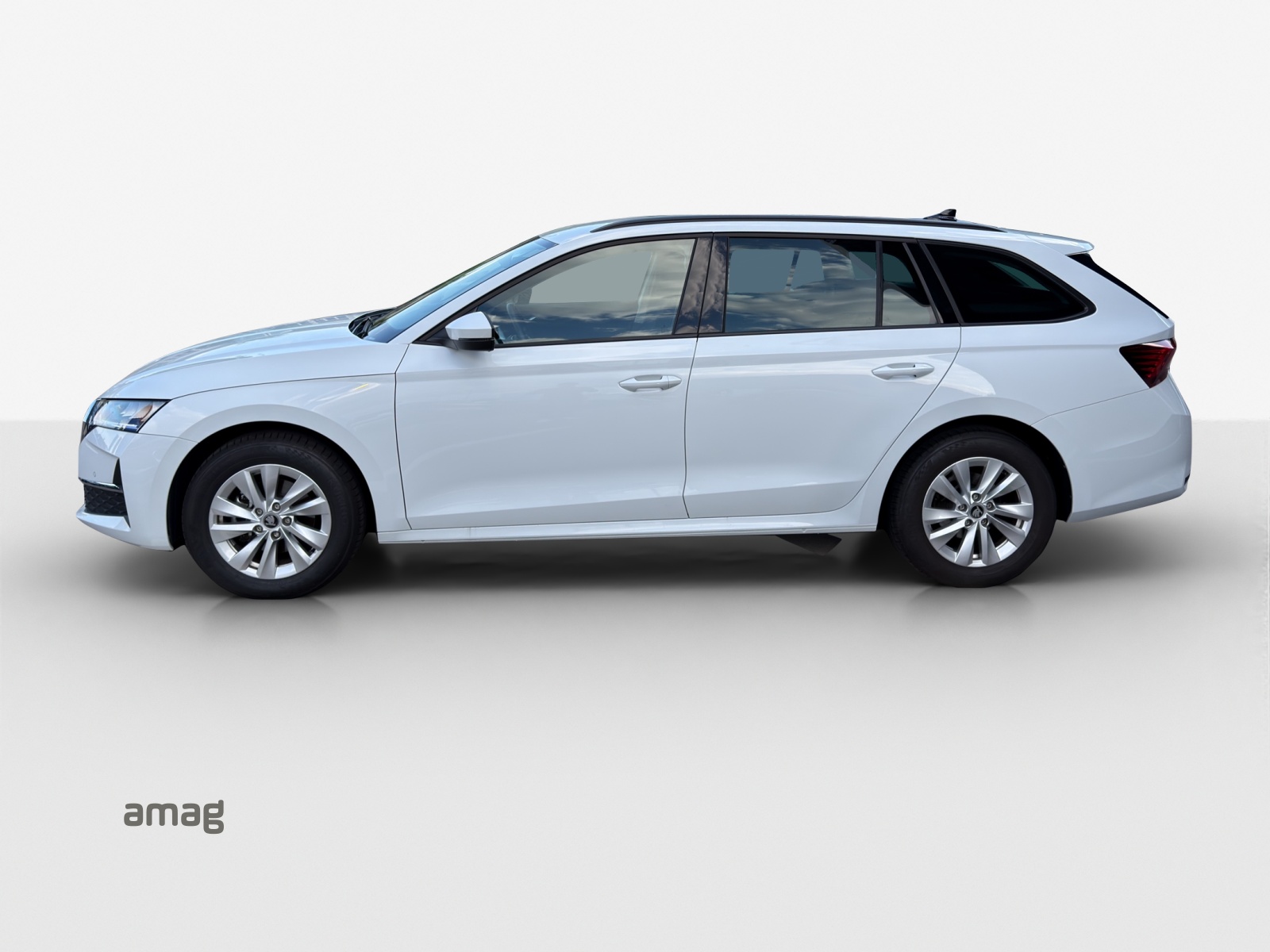 SKODA Octavia Combi 1.5 TSI mHEV DSG Dynamic-image-1