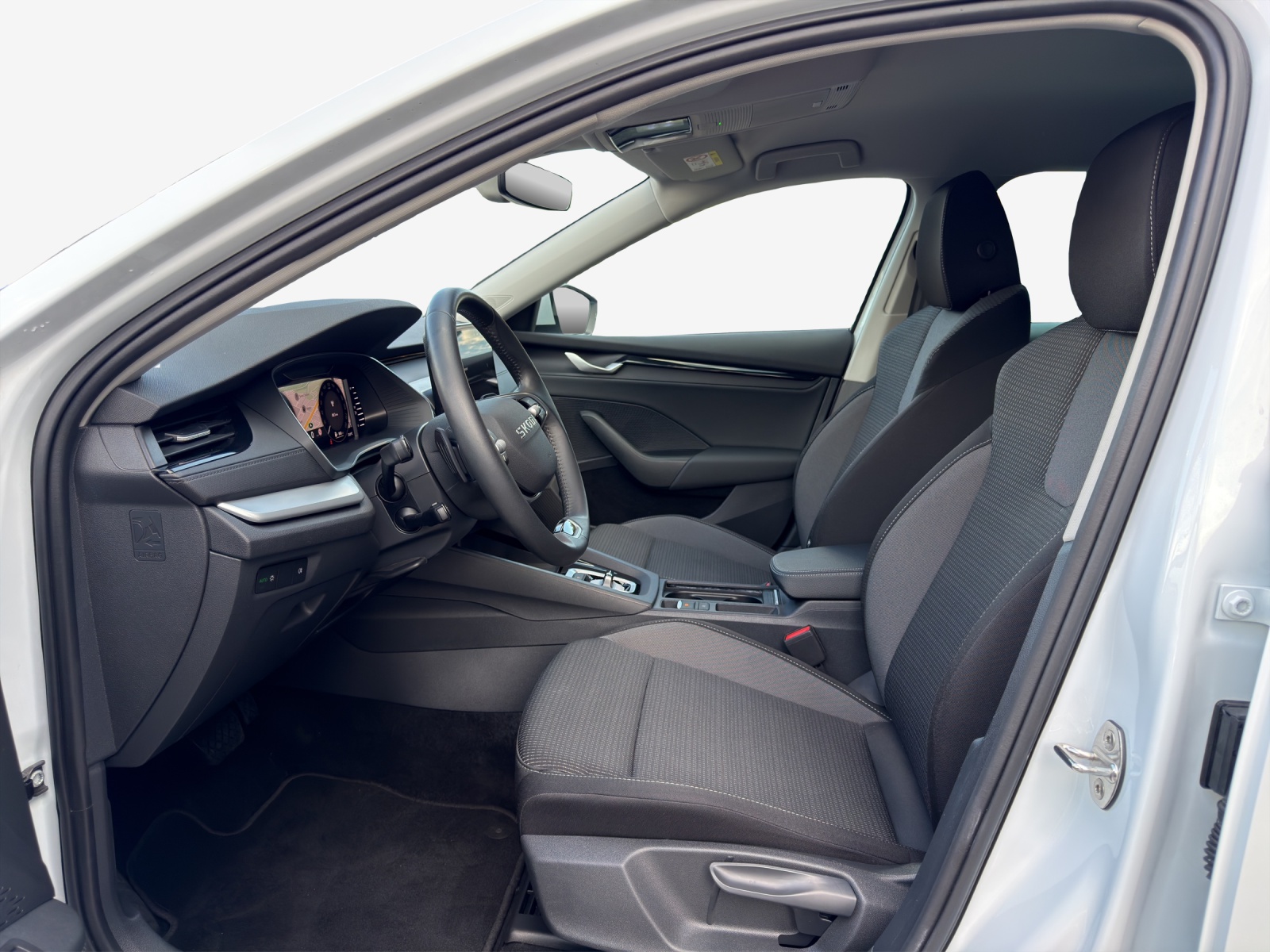 SKODA Octavia Combi 1.5 TSI mHEV DSG Dynamic-image-7