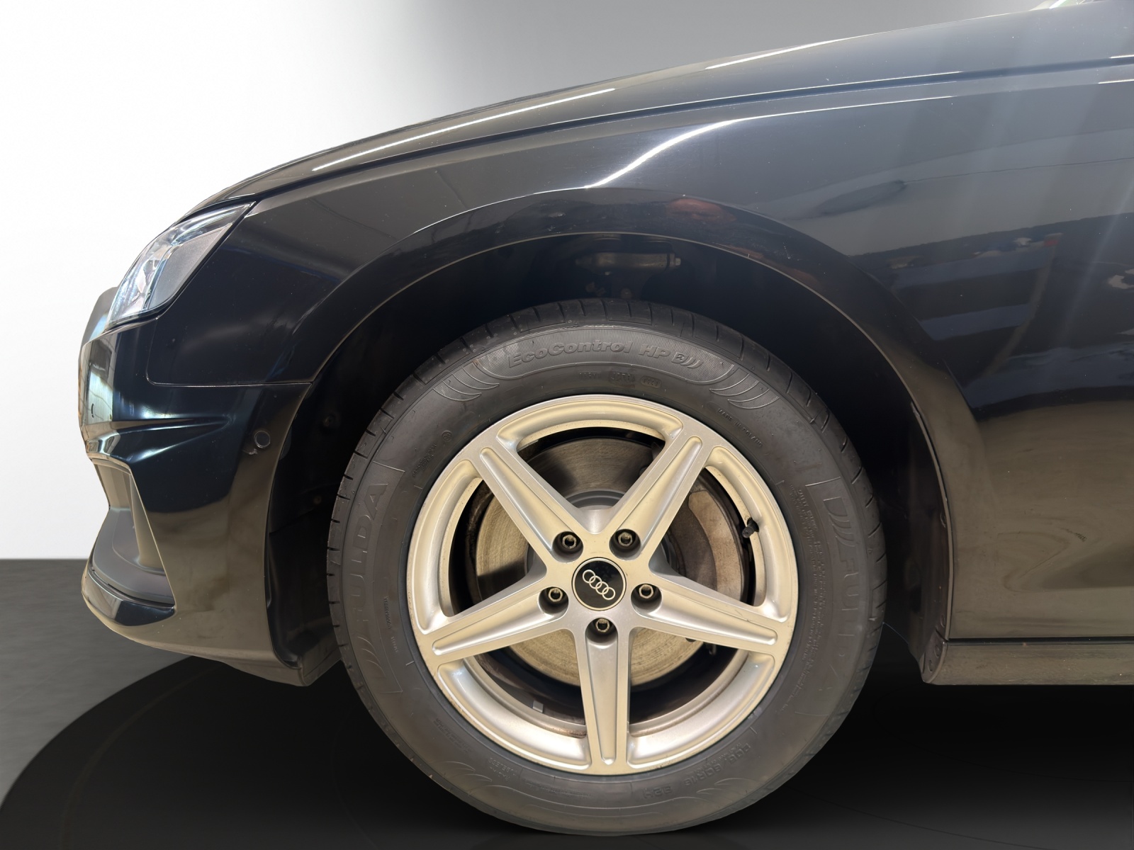 AUDI A4 Avant 40 adv S-tro qua-image-5
