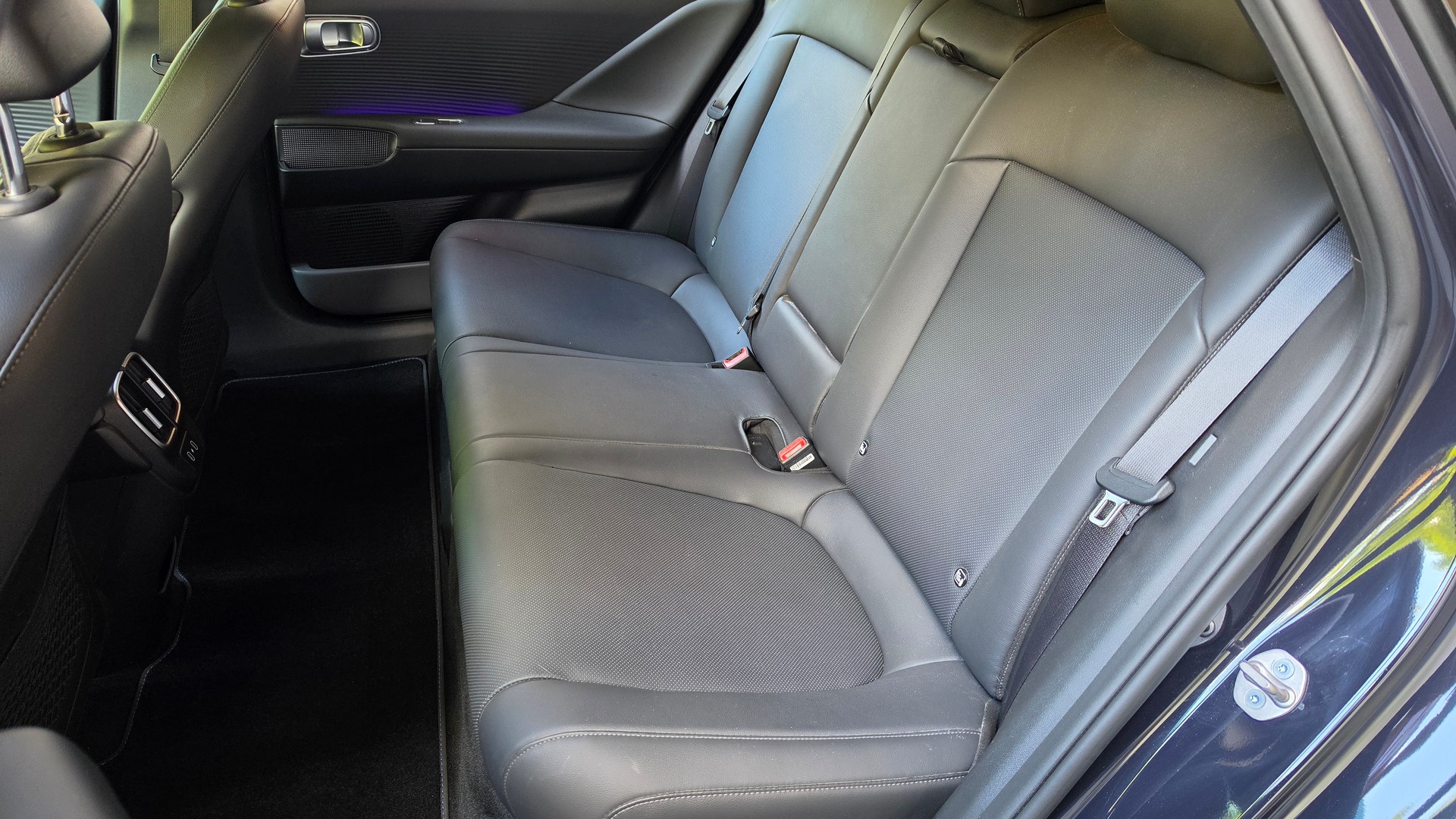 HYUNDAI Ioniq 6 77kWh Launch Edition 4WD-image-9