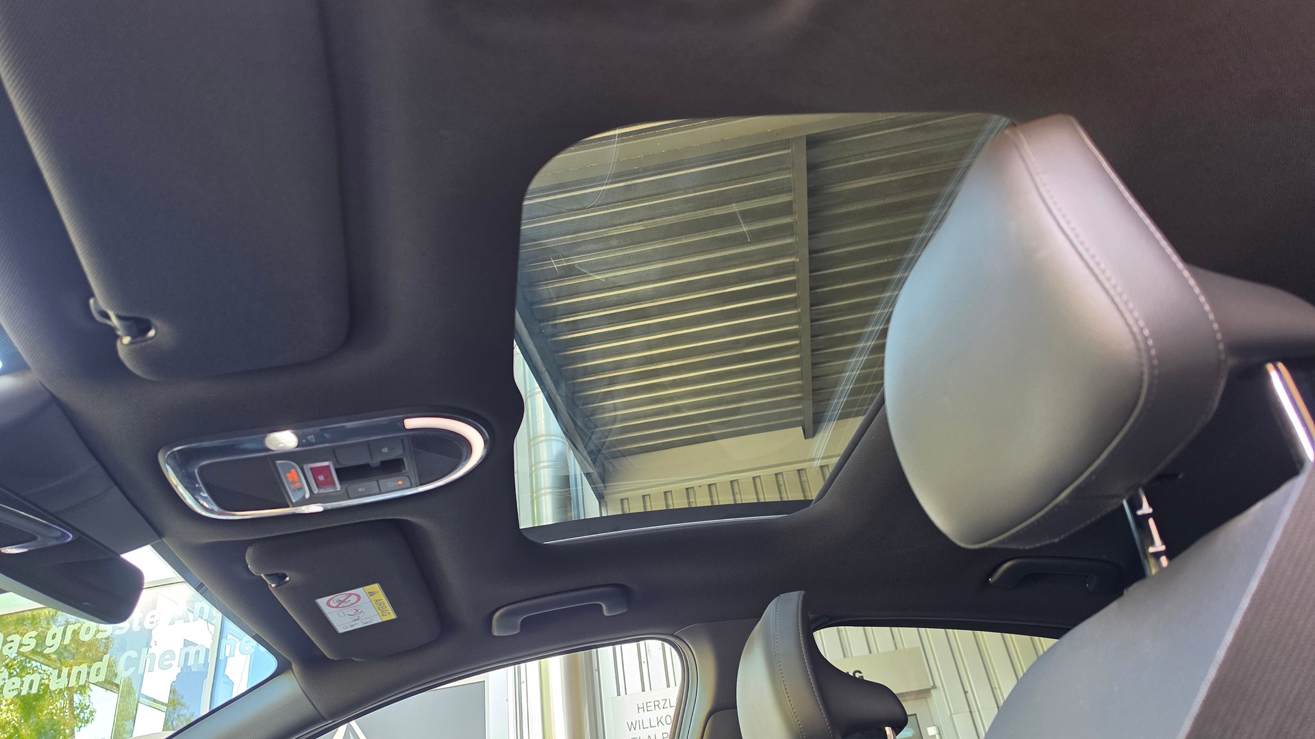 HYUNDAI Ioniq 6 77kWh Launch Edition 4WD-image-6