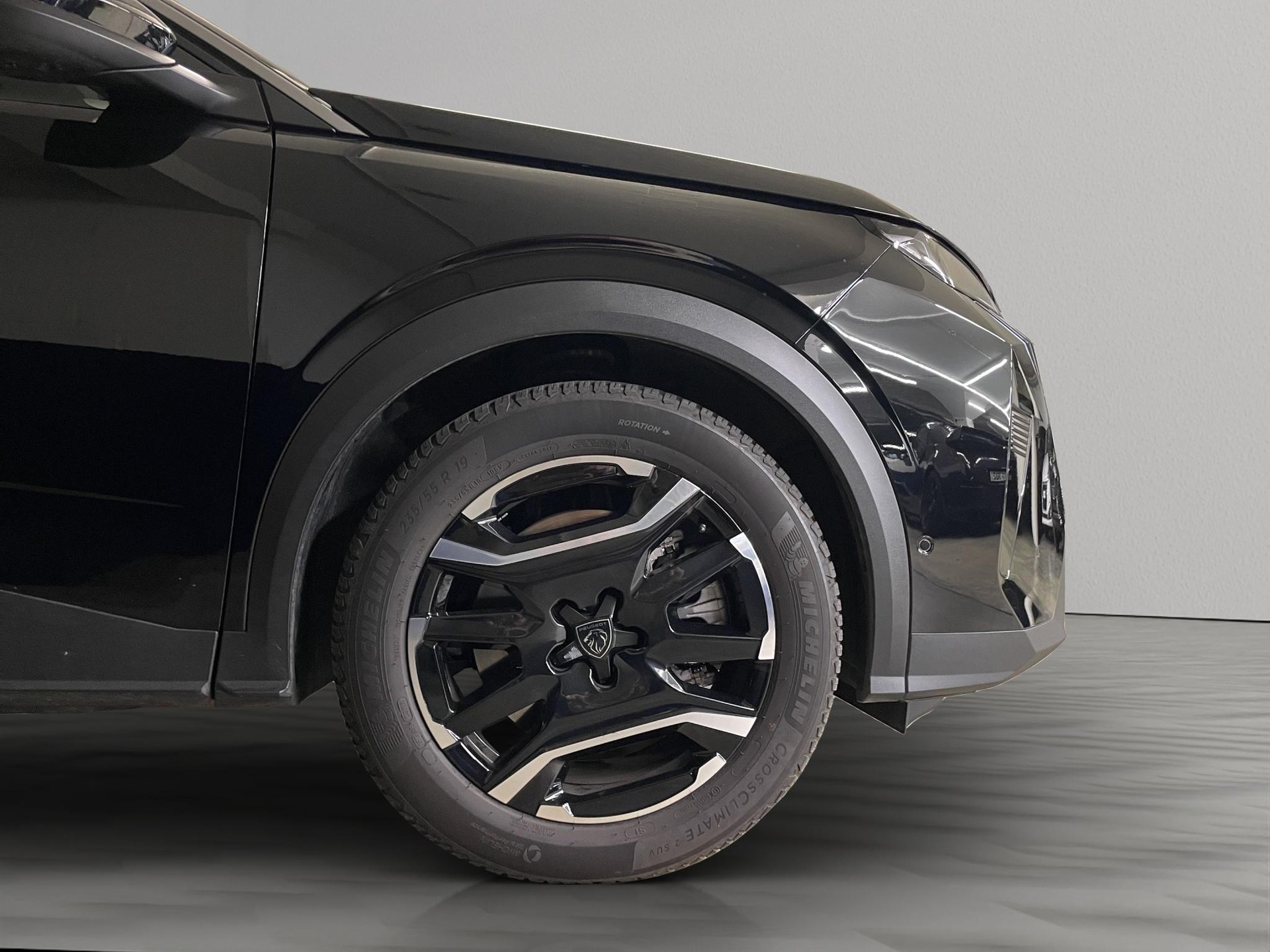 PEUGEOT 3008 e-Allure-image-10