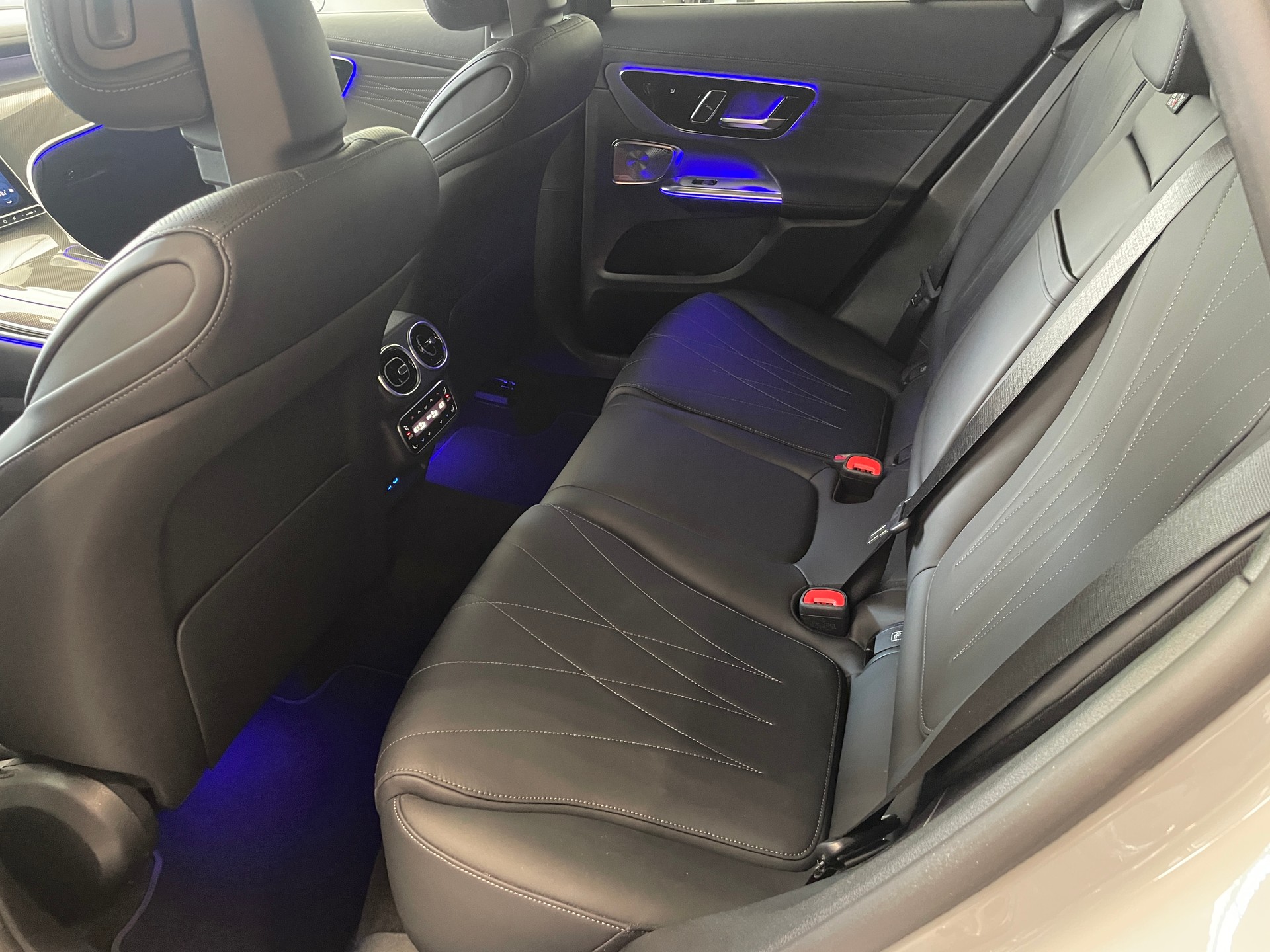 MERCEDES-BENZ GLC Coupé 63 S e AMG Executive Edition 4Matic 9G-Tronic-image-10
