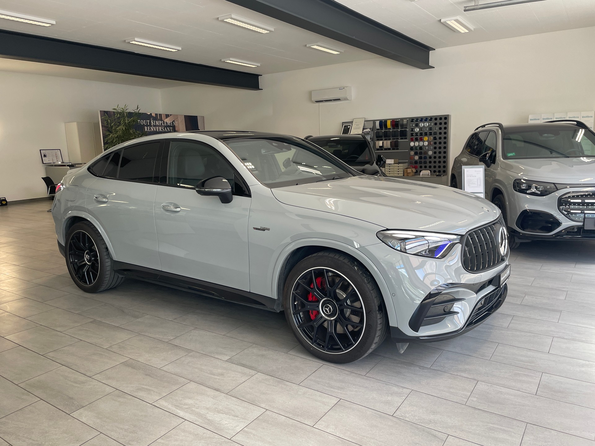 MERCEDES-BENZ GLC Coupé 63 S e AMG Executive Edition 4Matic 9G-Tronic-image-3