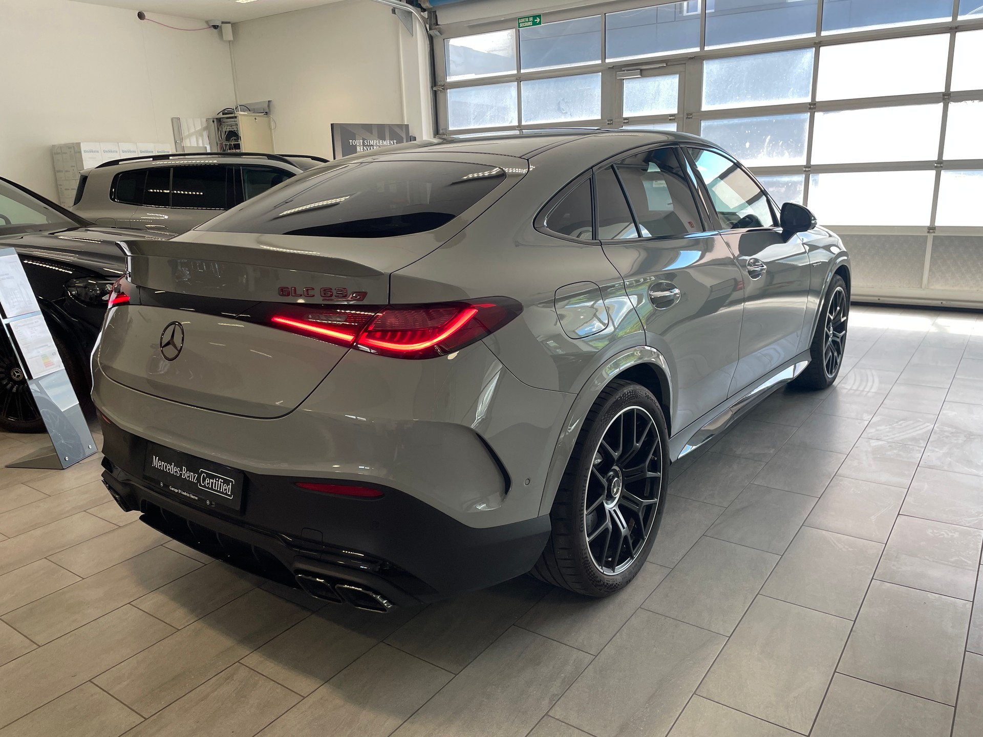 MERCEDES-BENZ GLC Coupé 63 S e AMG Executive Edition 4Matic 9G-Tronic-image-4