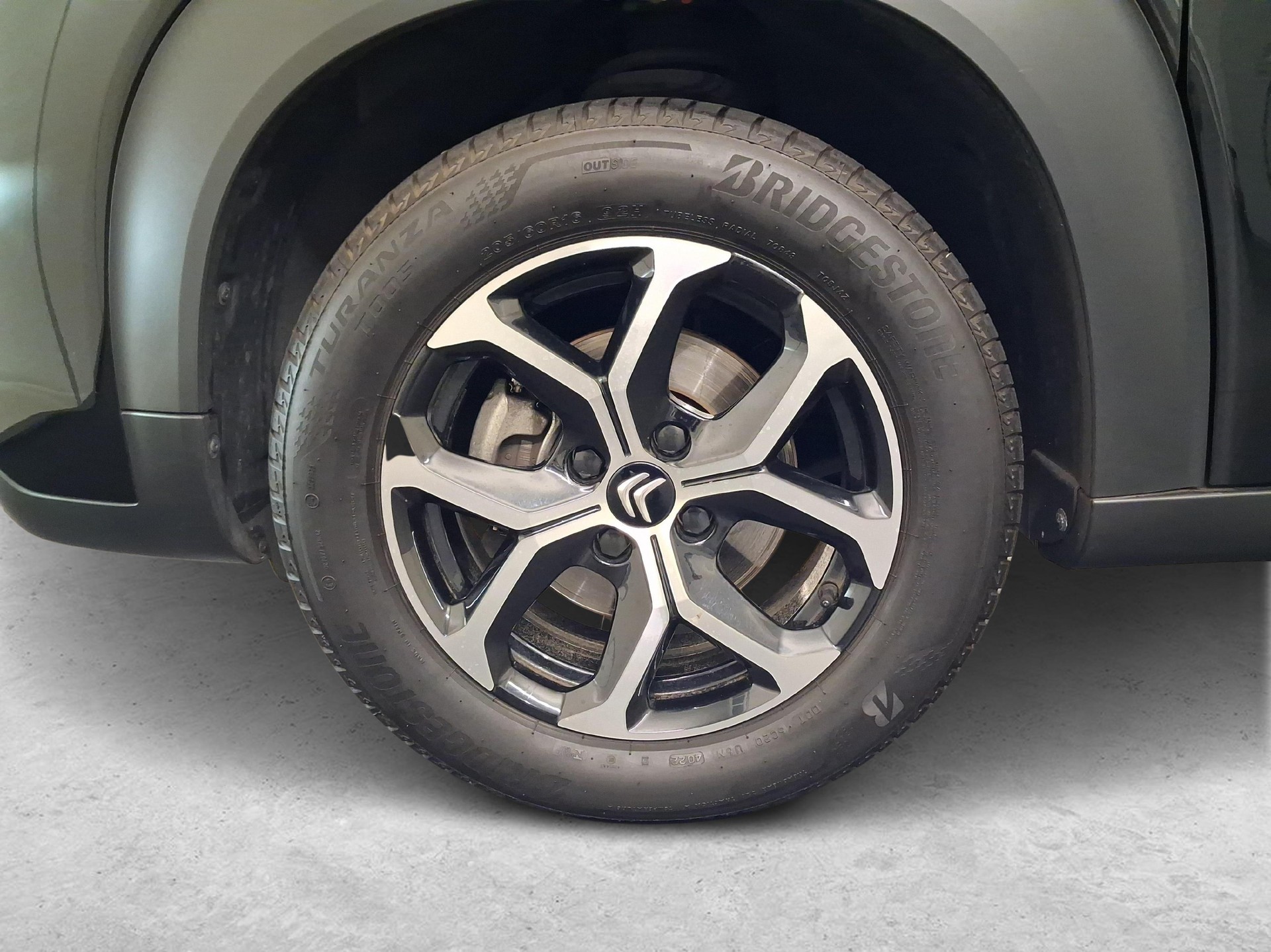 CITROEN C3 Aircross 1.2 PureTech 130 Shine-image-14