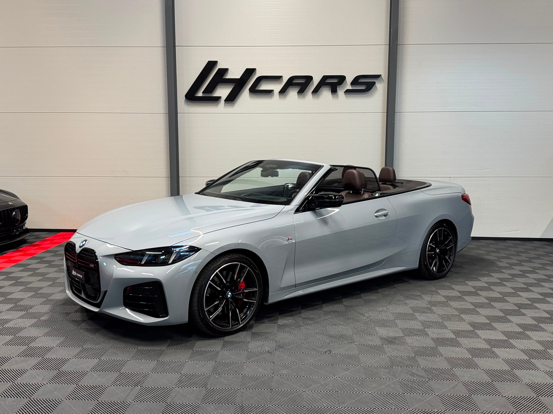 BMW M440i xDrive Cabrio-image-0