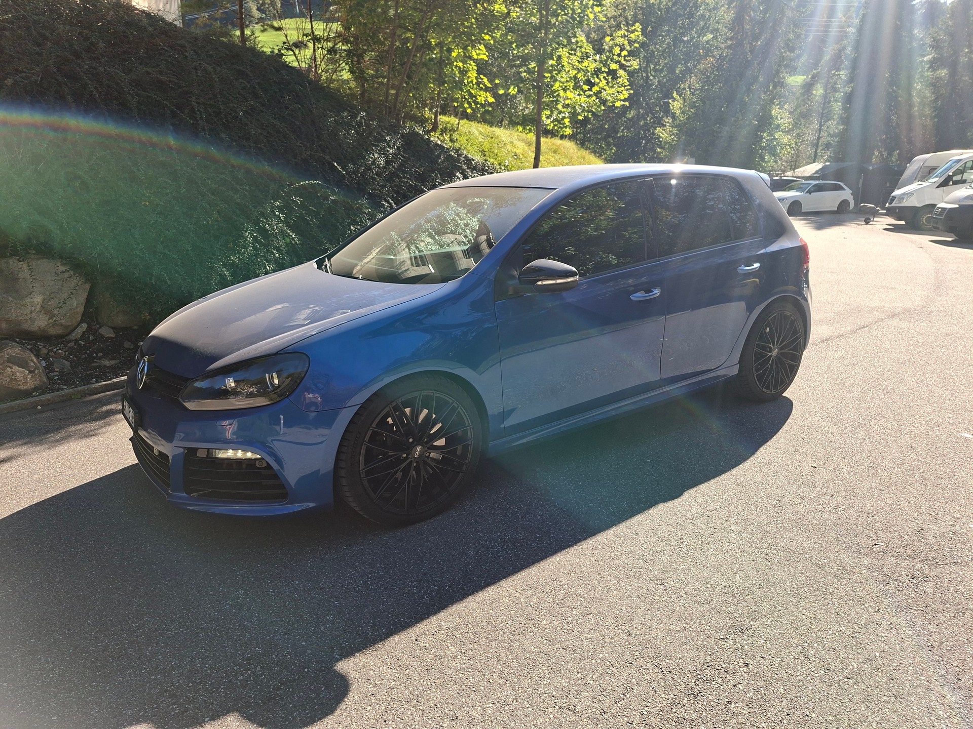VW 2.0 TSI R DSG 4motion-image-1
