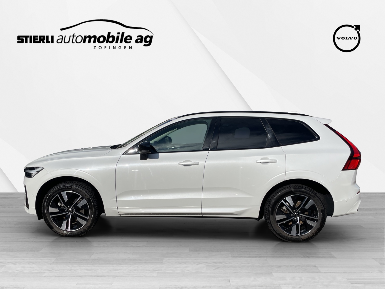 VOLVO XC60 2.0 B5 MH Plus Dark AWD-image-7