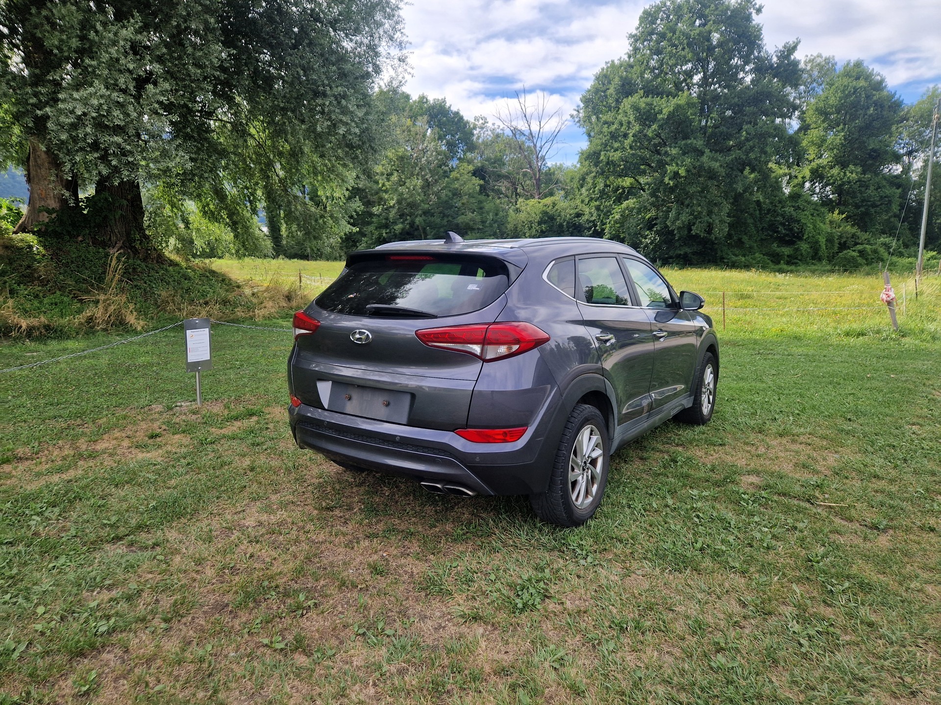 HYUNDAI Tucson 1.6 TGDI Plena 4WD Automatic-image-3