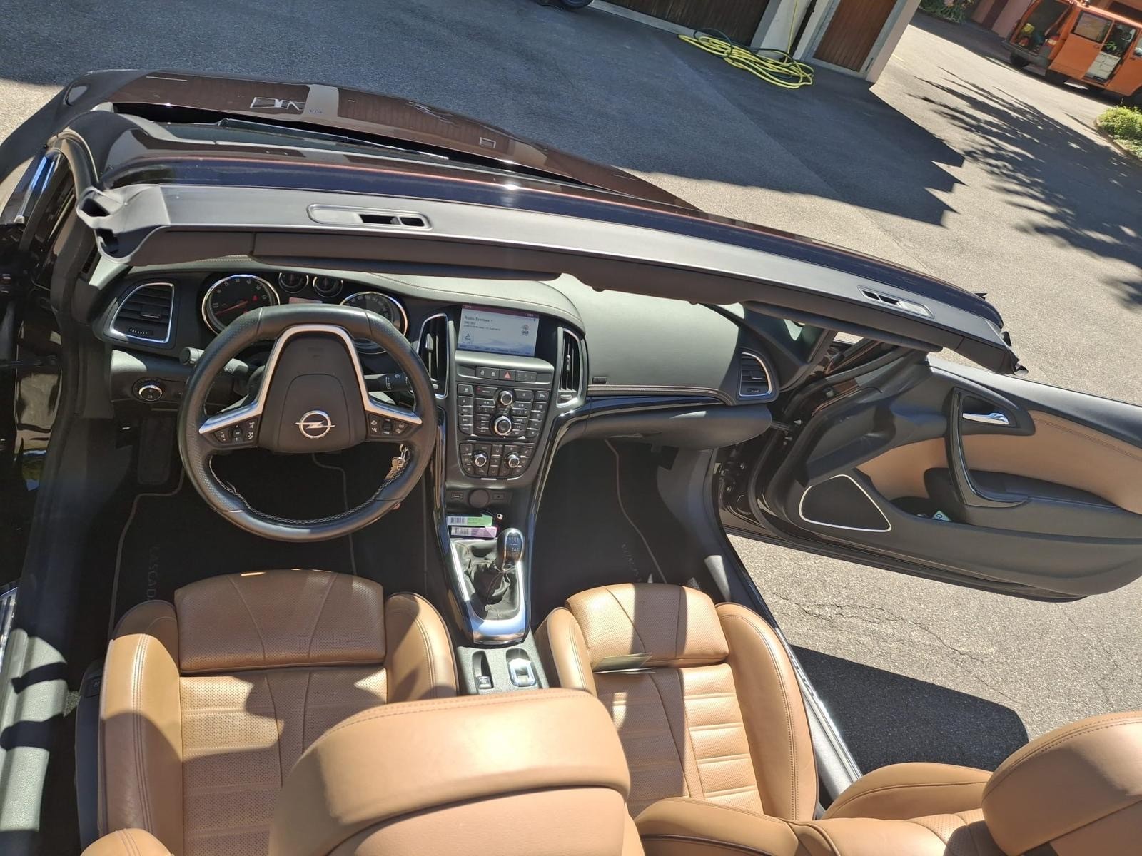 OPEL CASCADA-image-4