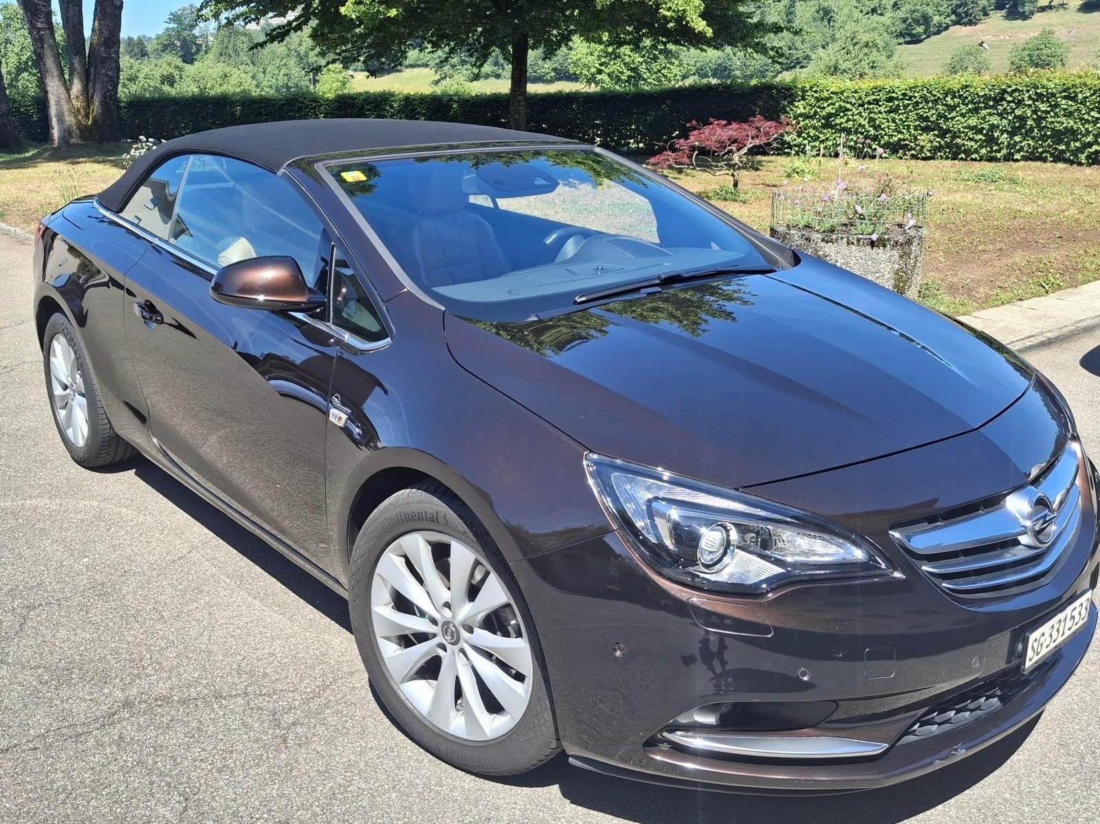 OPEL CASCADA-image-0