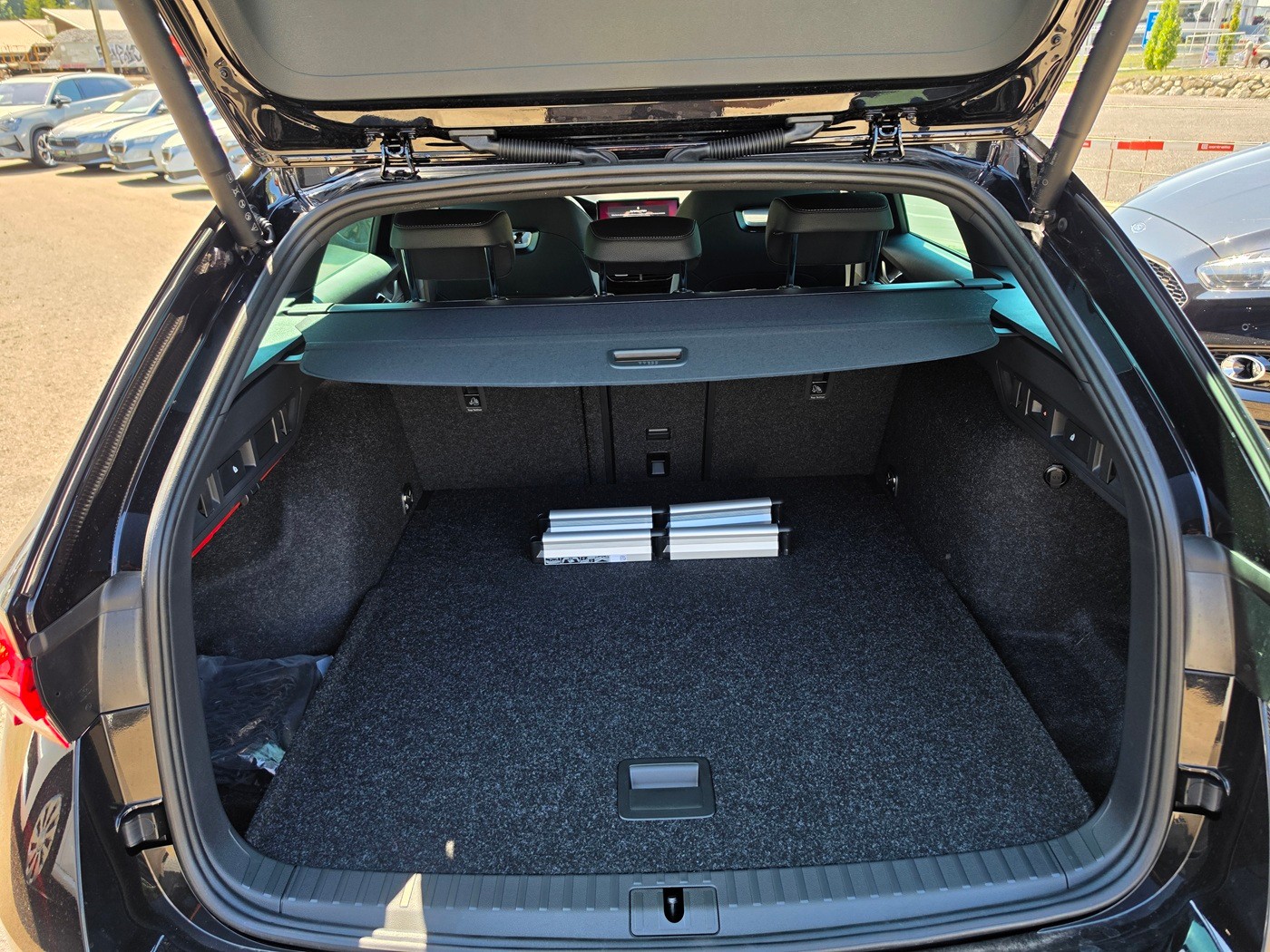 SKODA Octavia Combi 2.0 TSI DSG Dynamic 4x4-image-5