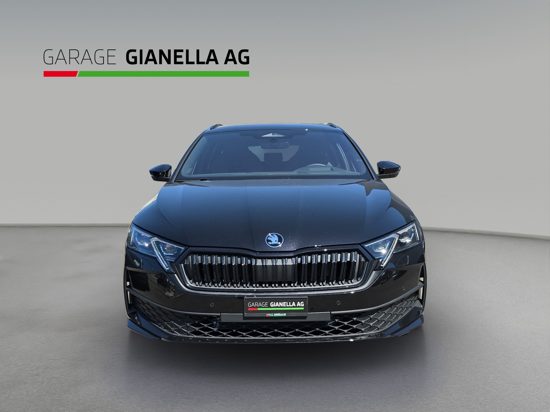 SKODA Octavia Combi 2.0 TSI DSG Dynamic 4x4-showroom-element-3