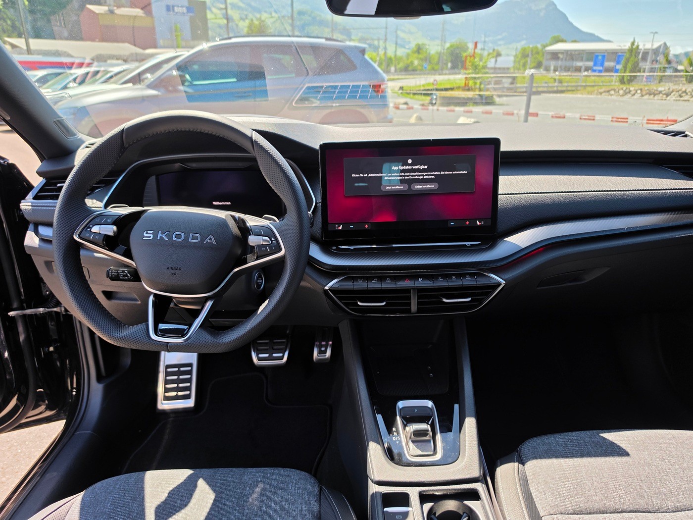 SKODA Octavia Combi 2.0 TSI DSG Dynamic 4x4-image-9