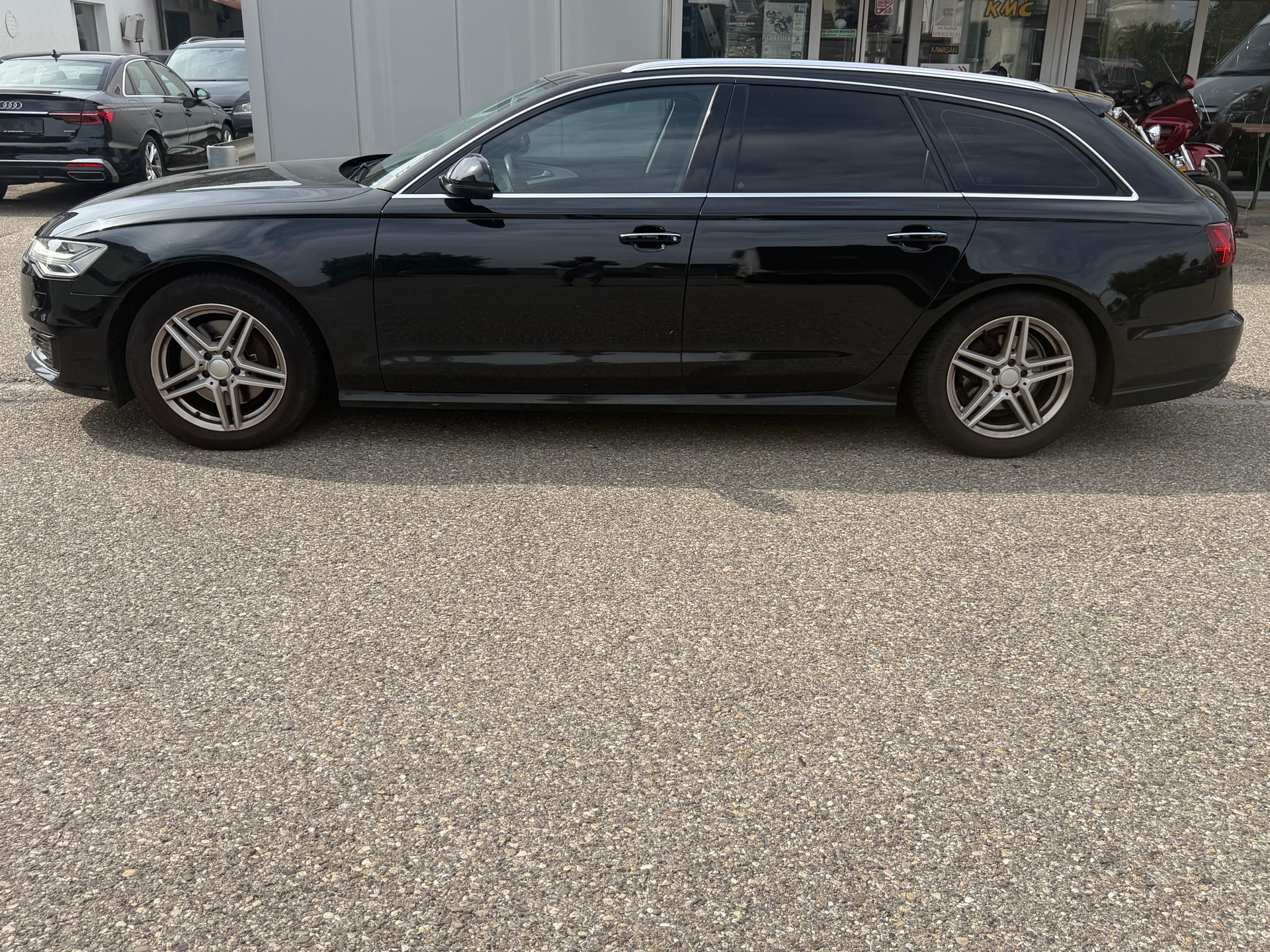 AUDI A6 Avant 2.0 TDI S-tronic-image-4