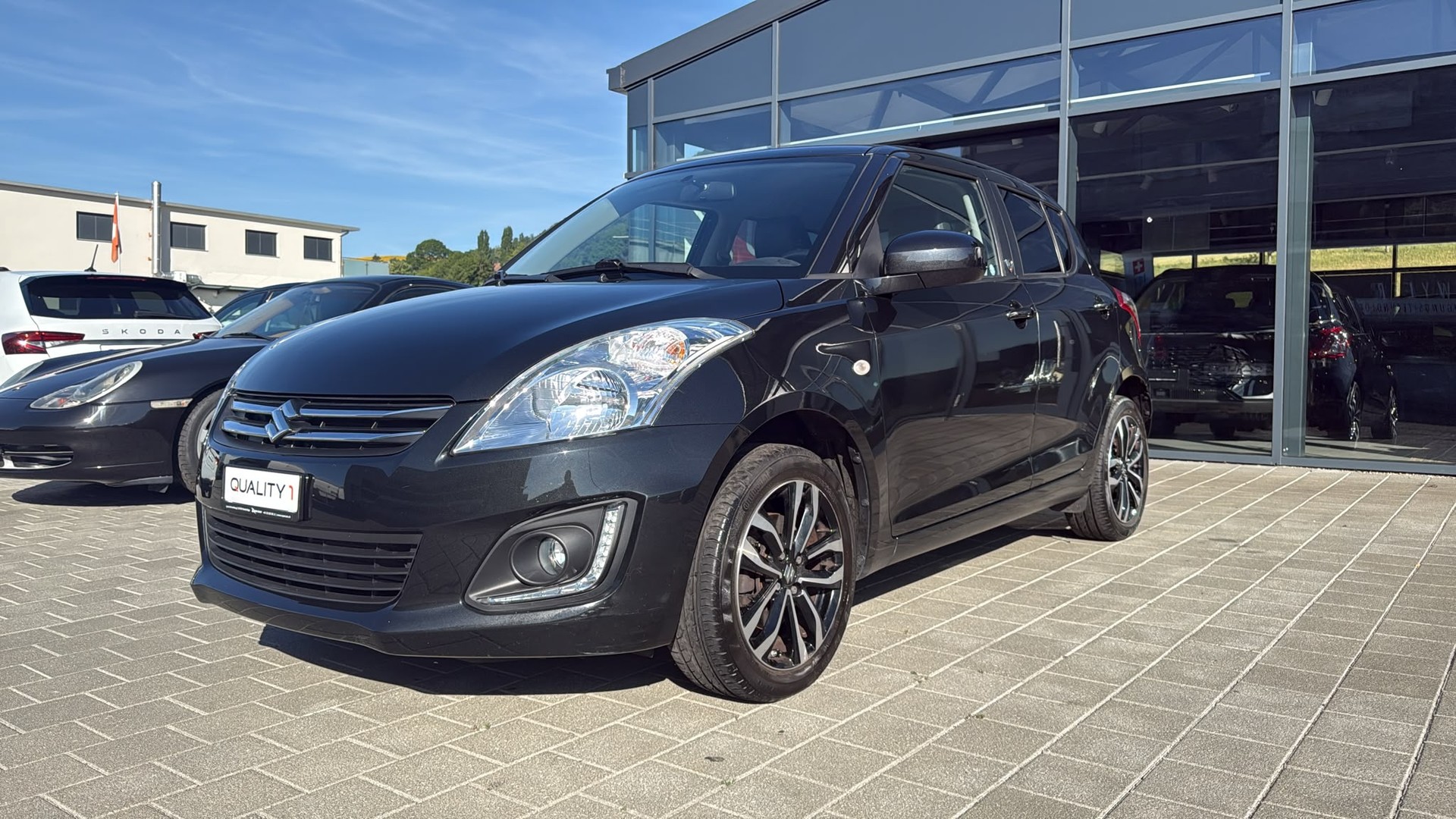 SUZUKI Swift 1.2i 16V Sergio Cellano 4x4-image-1