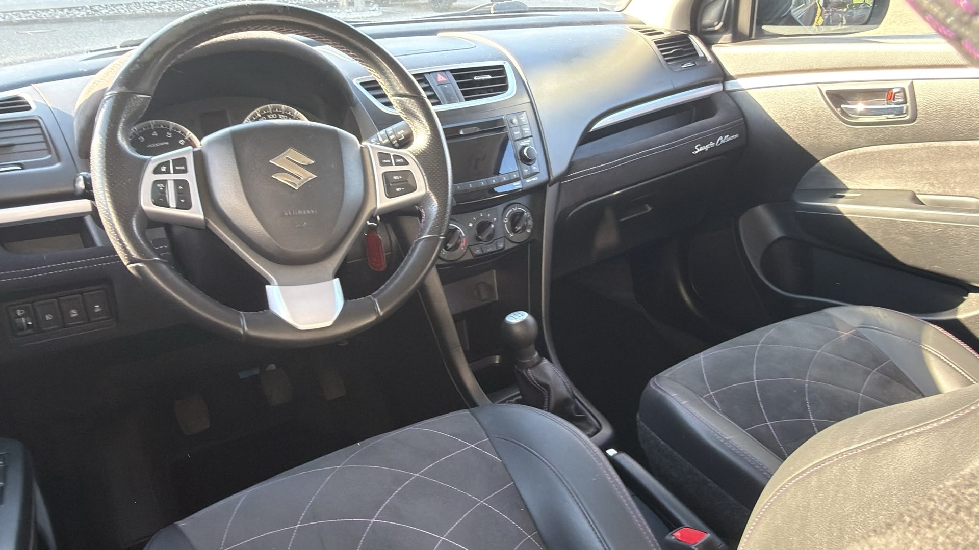 SUZUKI Swift 1.2i 16V Sergio Cellano 4x4-image-20