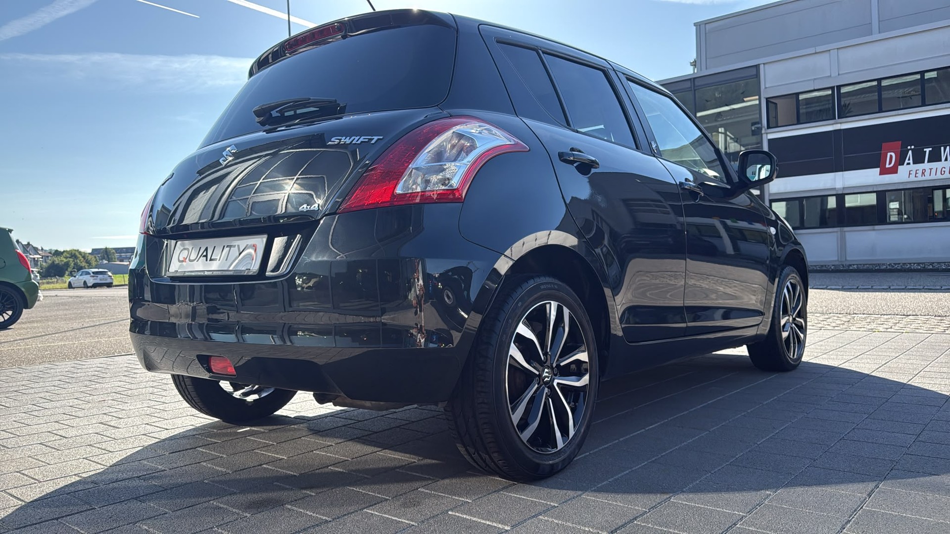 SUZUKI Swift 1.2i 16V Sergio Cellano 4x4-image-12
