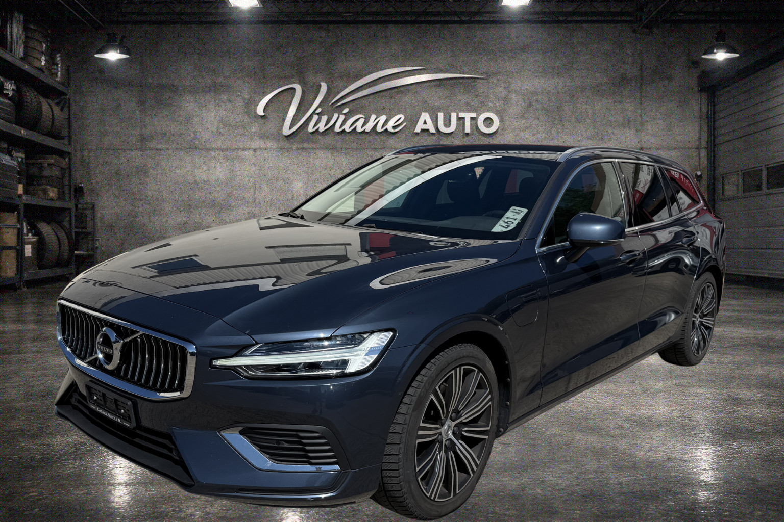 VOLVO V60 T6 eAWD Twin Engine Inscription Expression Geartronic-image-2