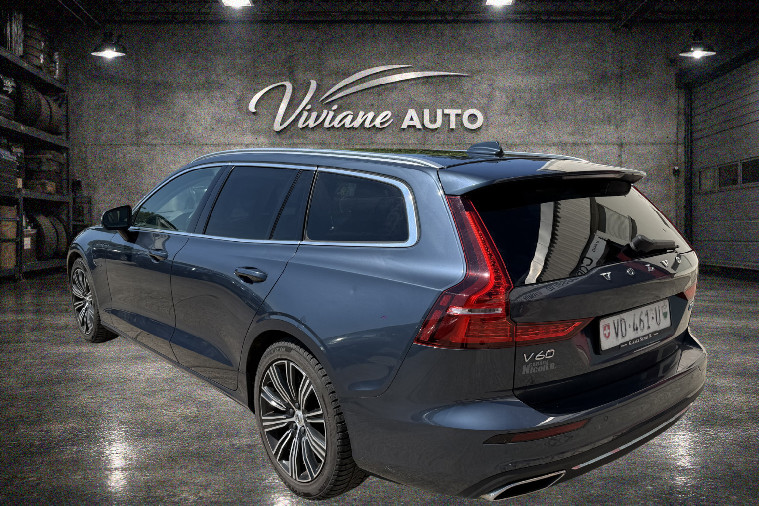 VOLVO V60 T6 eAWD Twin Engine Inscription Expression Geartronic-image-4