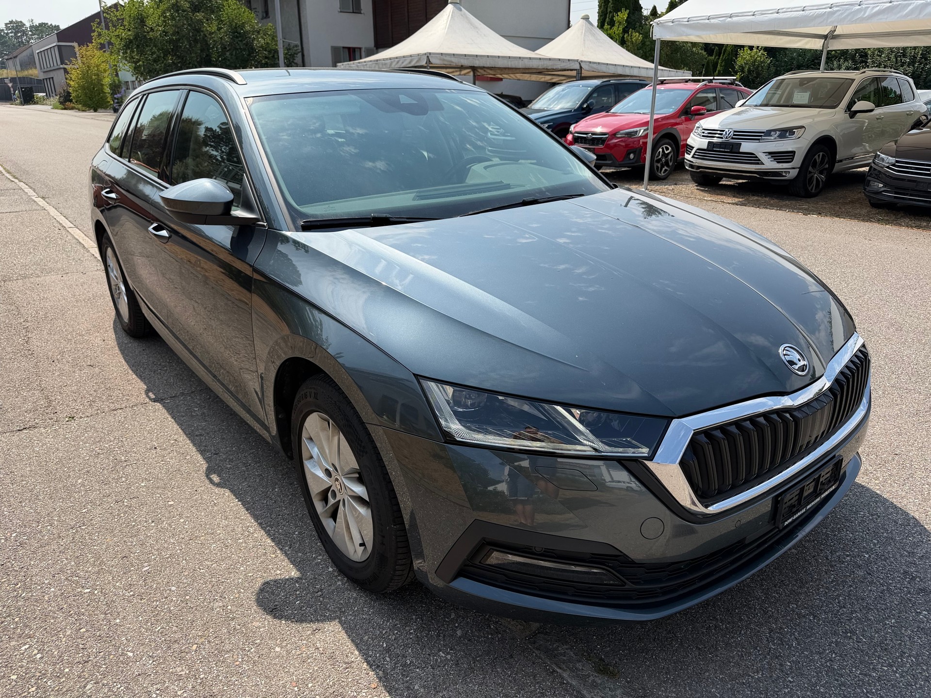 SKODA Octavia Combi 2.0 TDI DSG Ambition 4x4-image-2