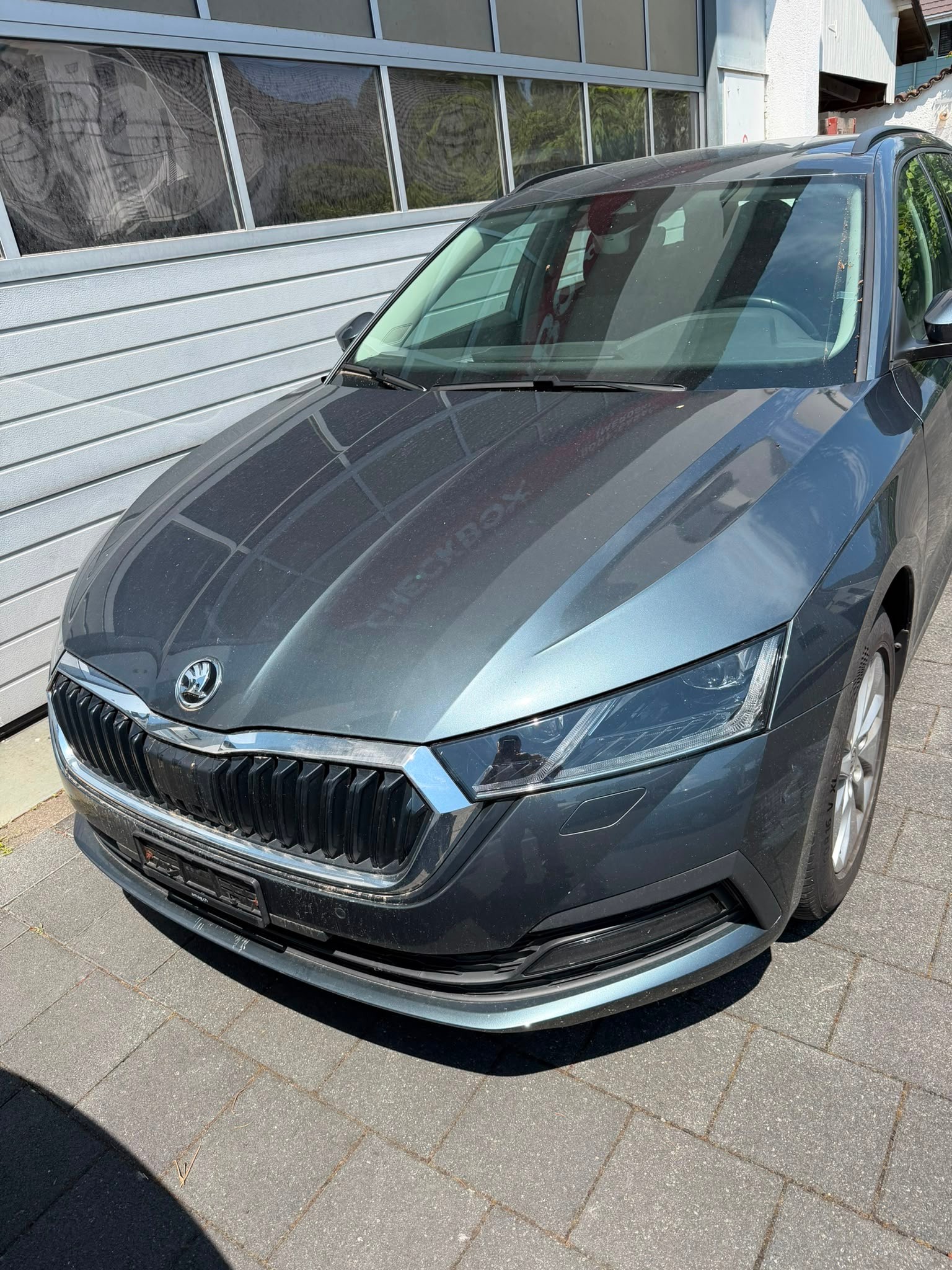 SKODA Octavia Combi 2.0 TDI DSG Ambition 4x4-image-0