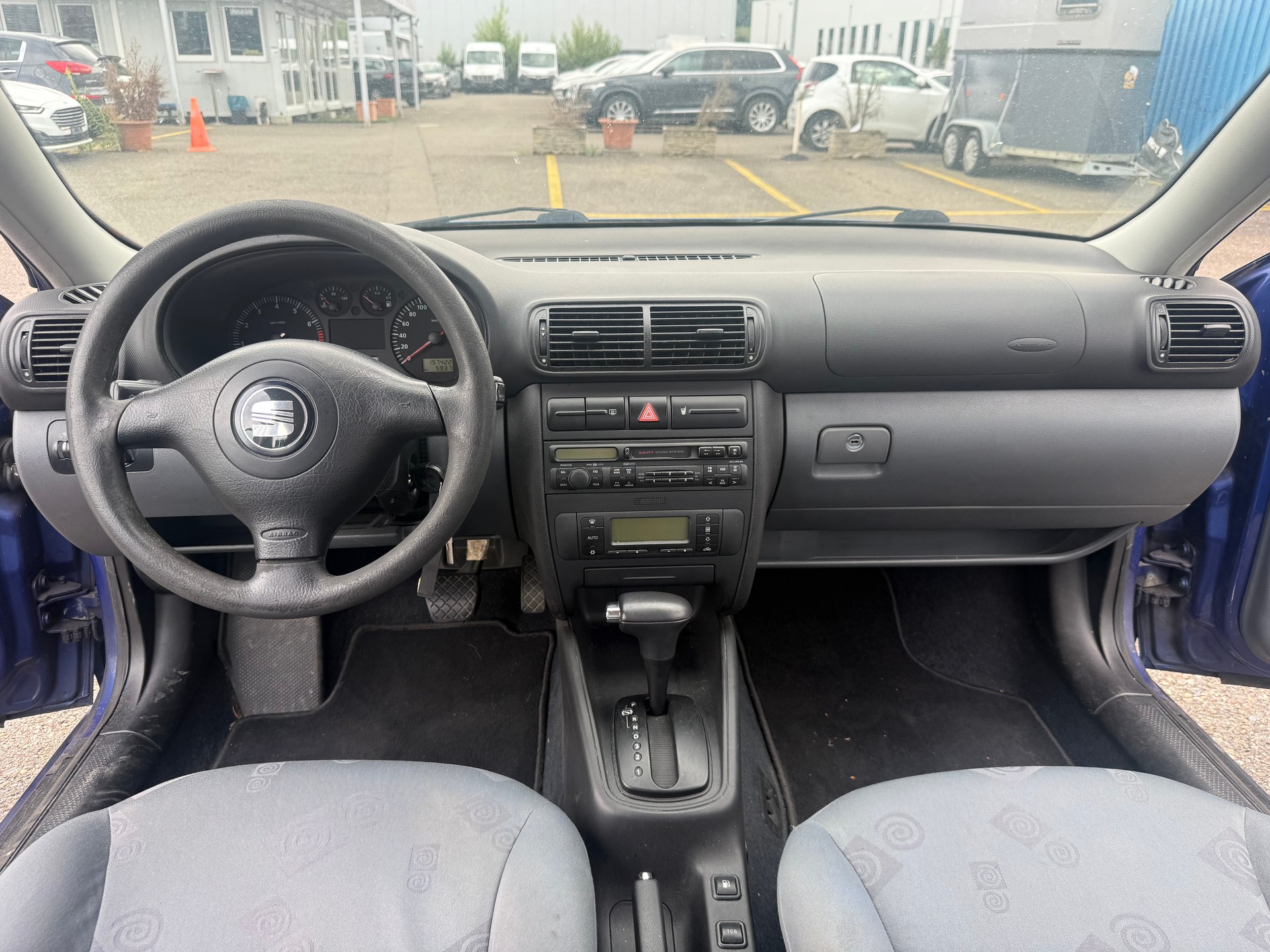 SEAT Leon 1.8 Signo Automat-image-3