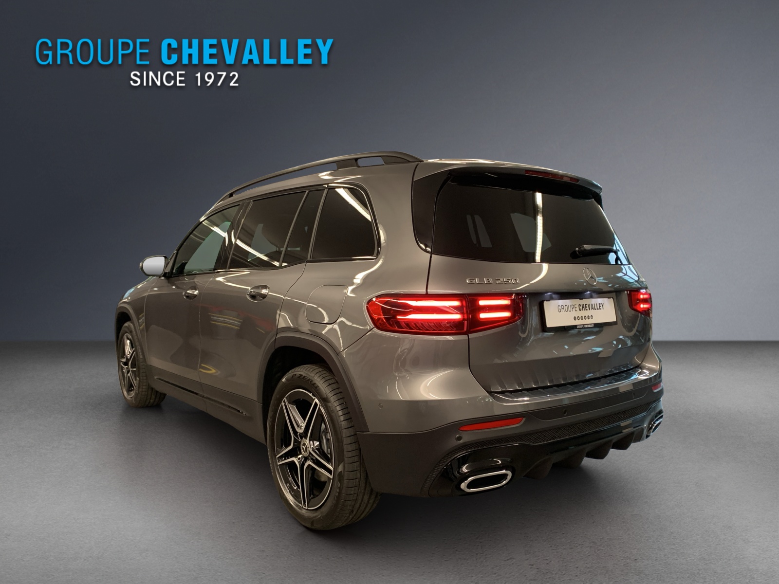 MERCEDES-BENZ GLB 250 4MATIC-image-2