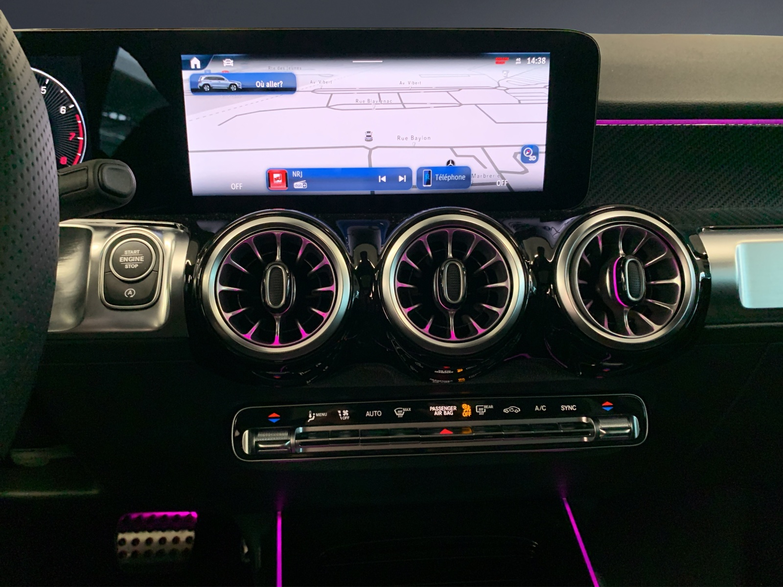 MERCEDES-BENZ GLB 250 4MATIC-image-9