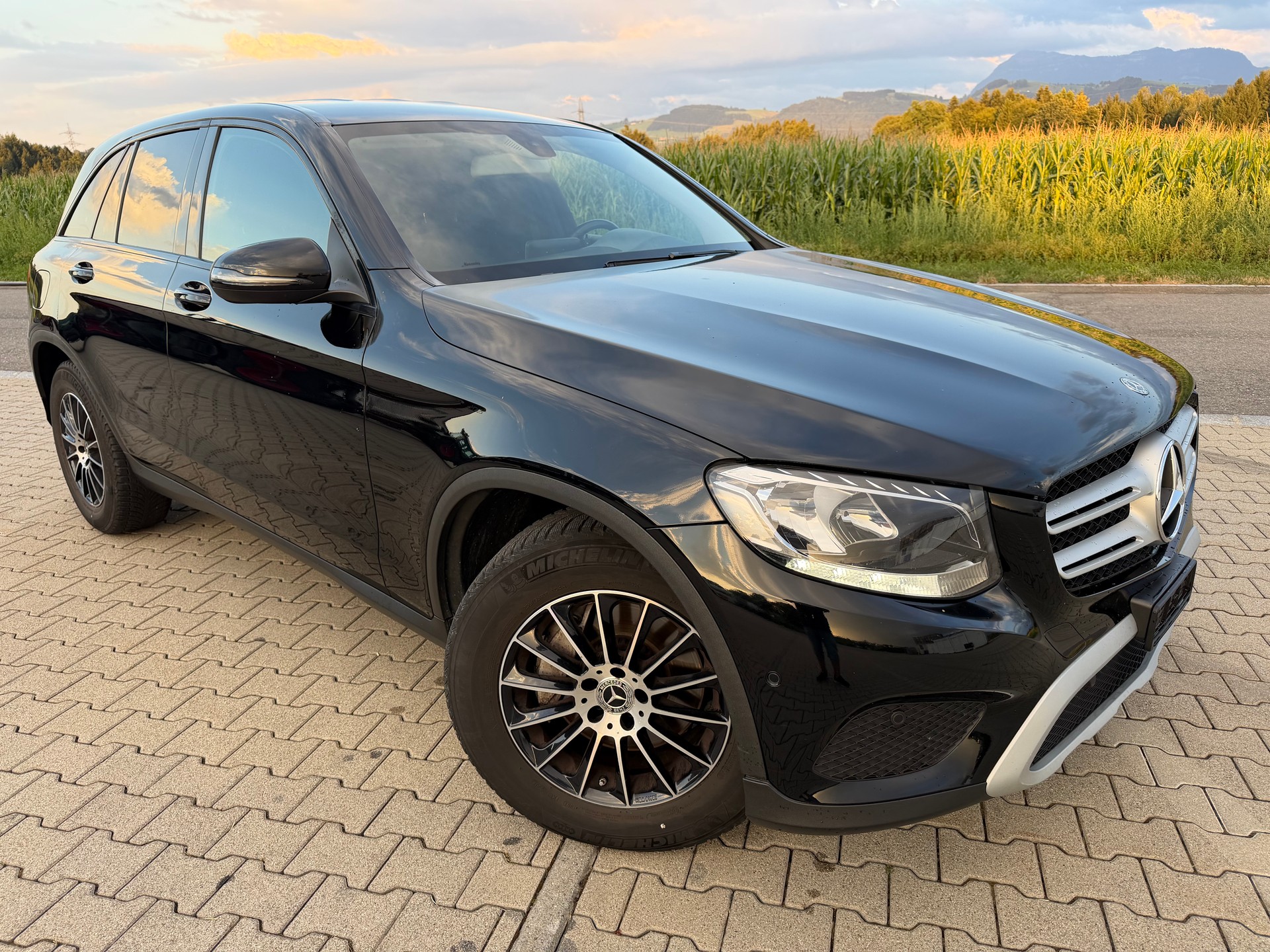 MERCEDES-BENZ GLC 220 d Exclusive 4Matic 9G-Tronic