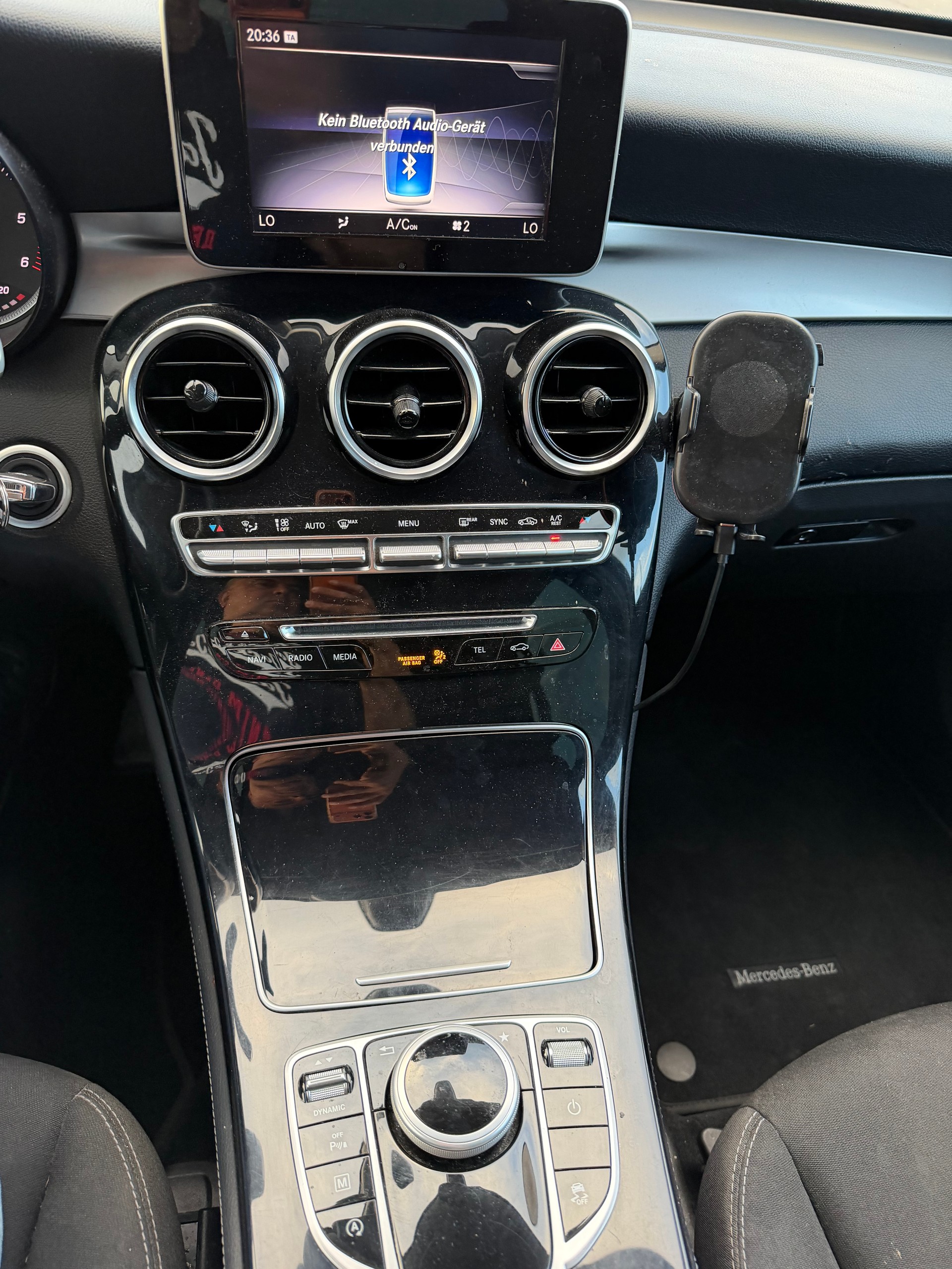 MERCEDES-BENZ GLC 220 d Exclusive 4Matic 9G-Tronic-image-6