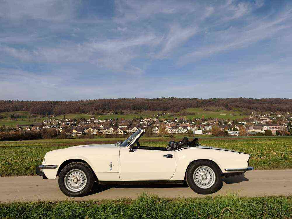 TRIUMPH Spitfire 1500-image-2