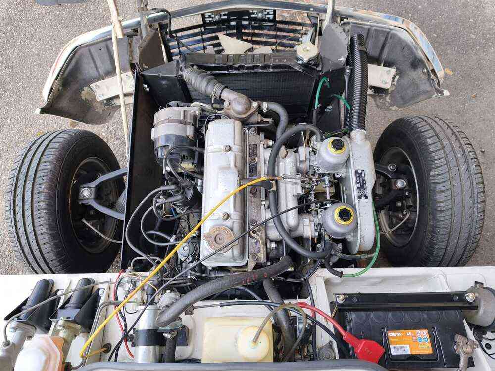 TRIUMPH Spitfire 1500-image-12