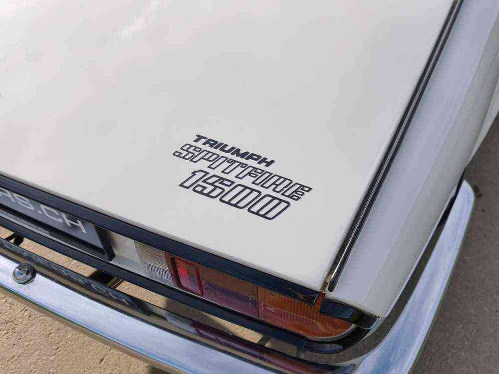 TRIUMPH Spitfire 1500-image-13
