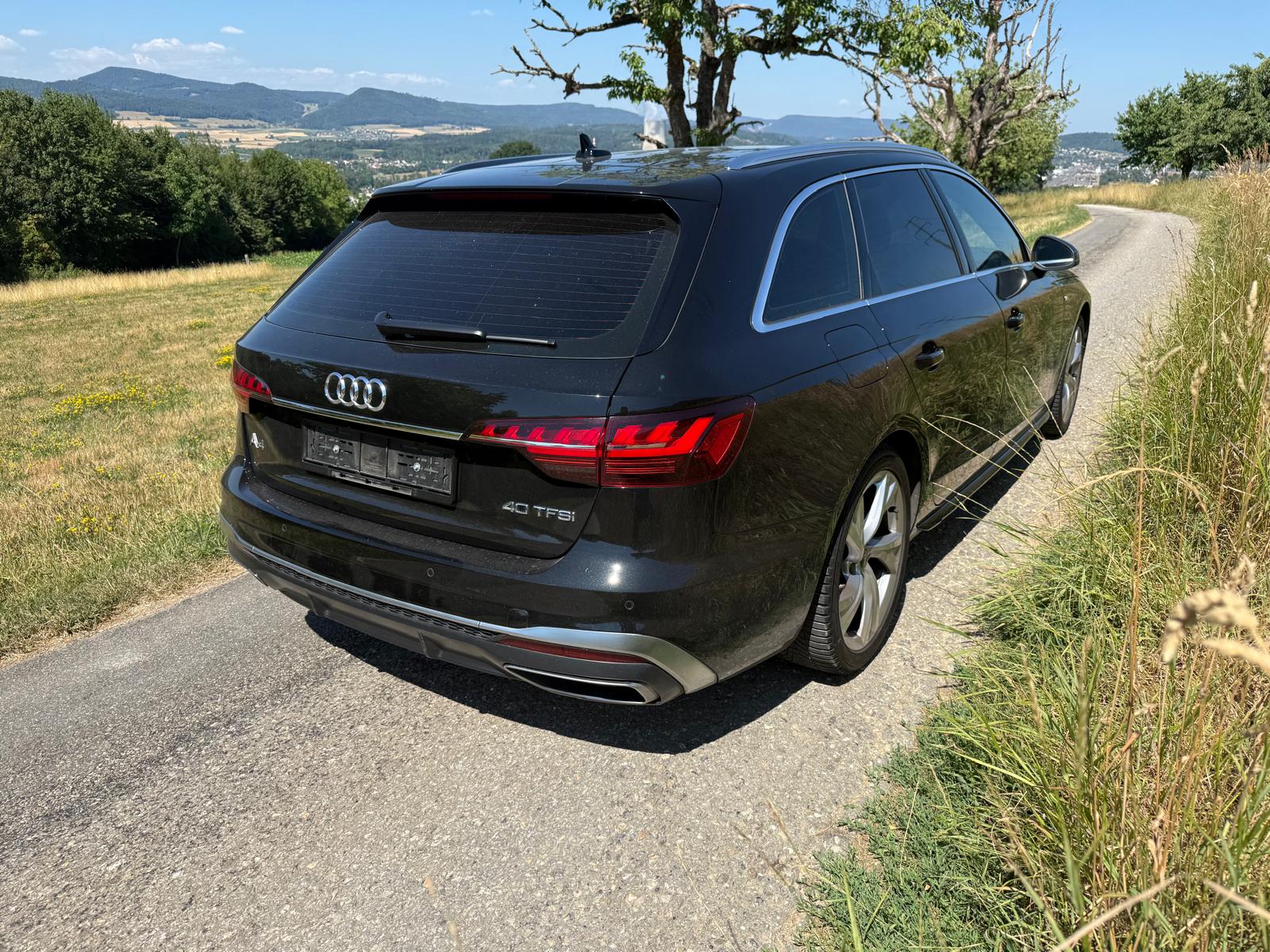 AUDI A4 Avant 40 TFSI S line S-tronic-showroom-element-3