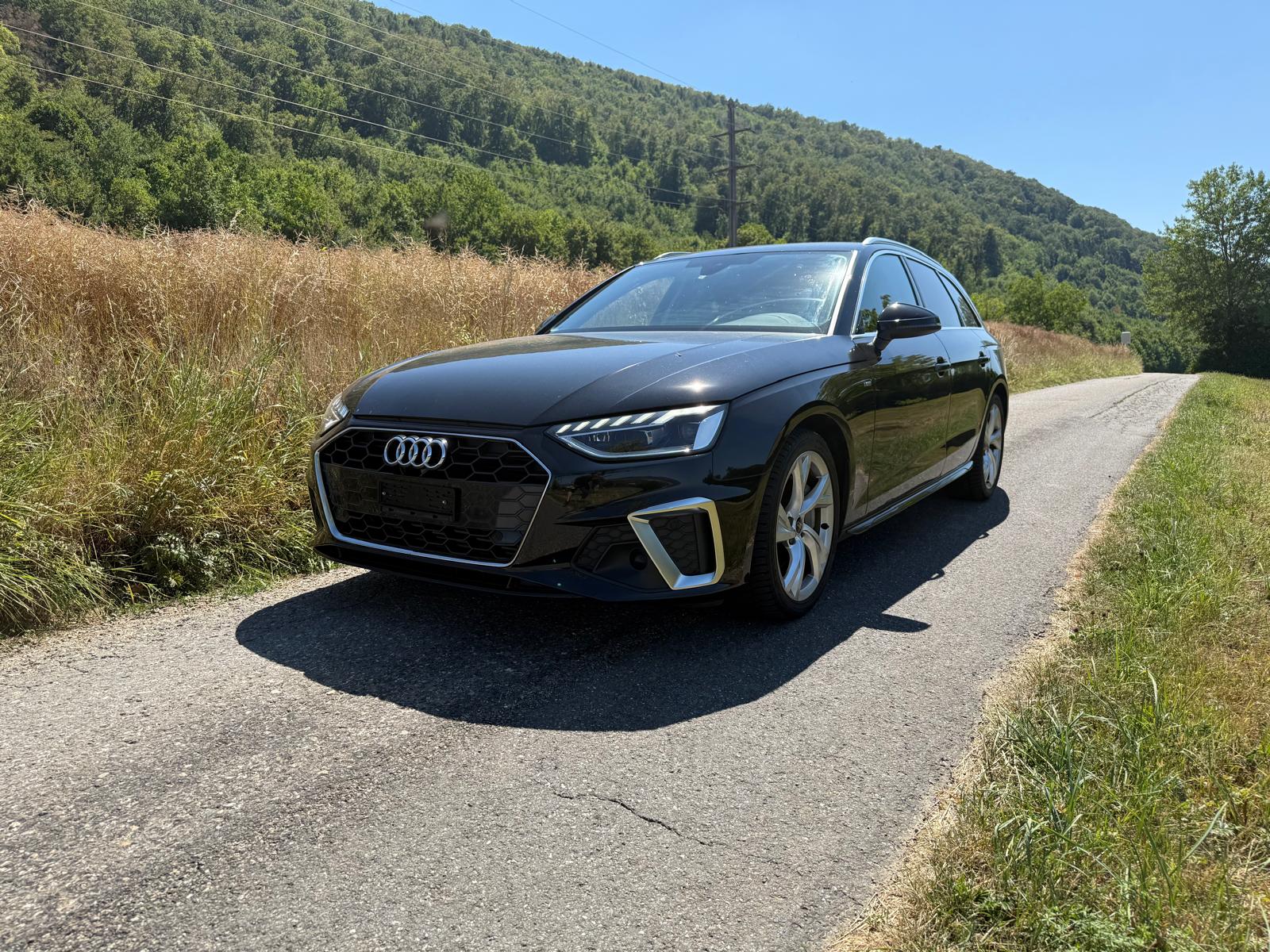 AUDI A4 Avant 40 TFSI S line S-tronic