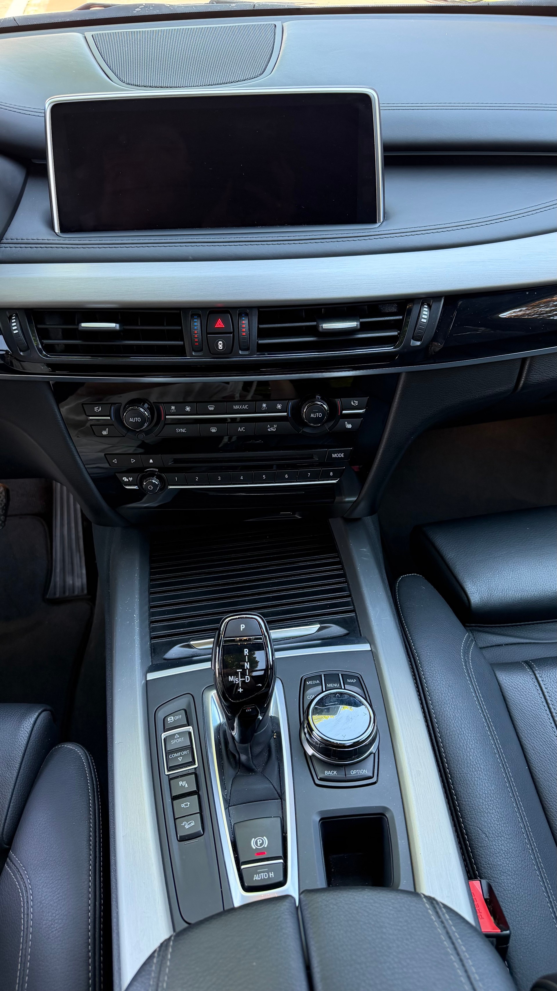 BMW X5 xDrive 40d Pure M Sport Steptronic-image-16