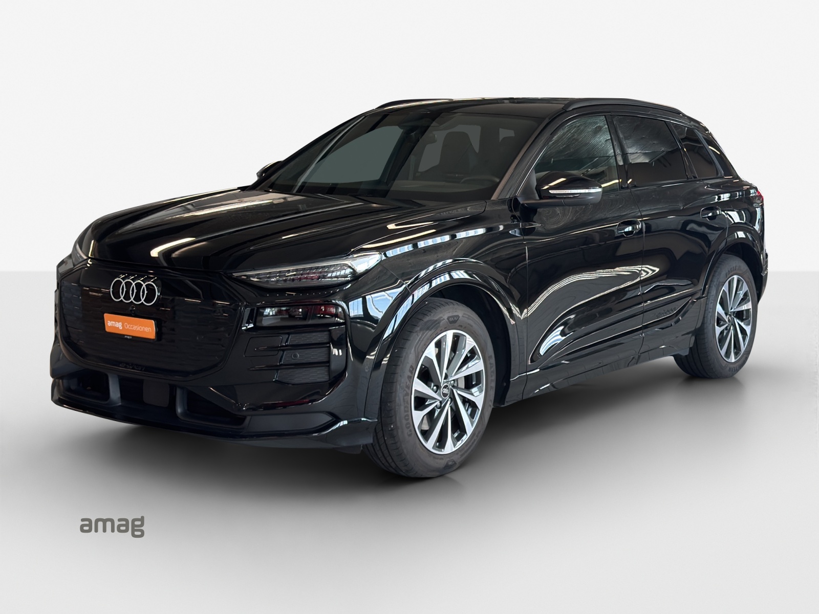 AUDI Q6 e-tron quattro