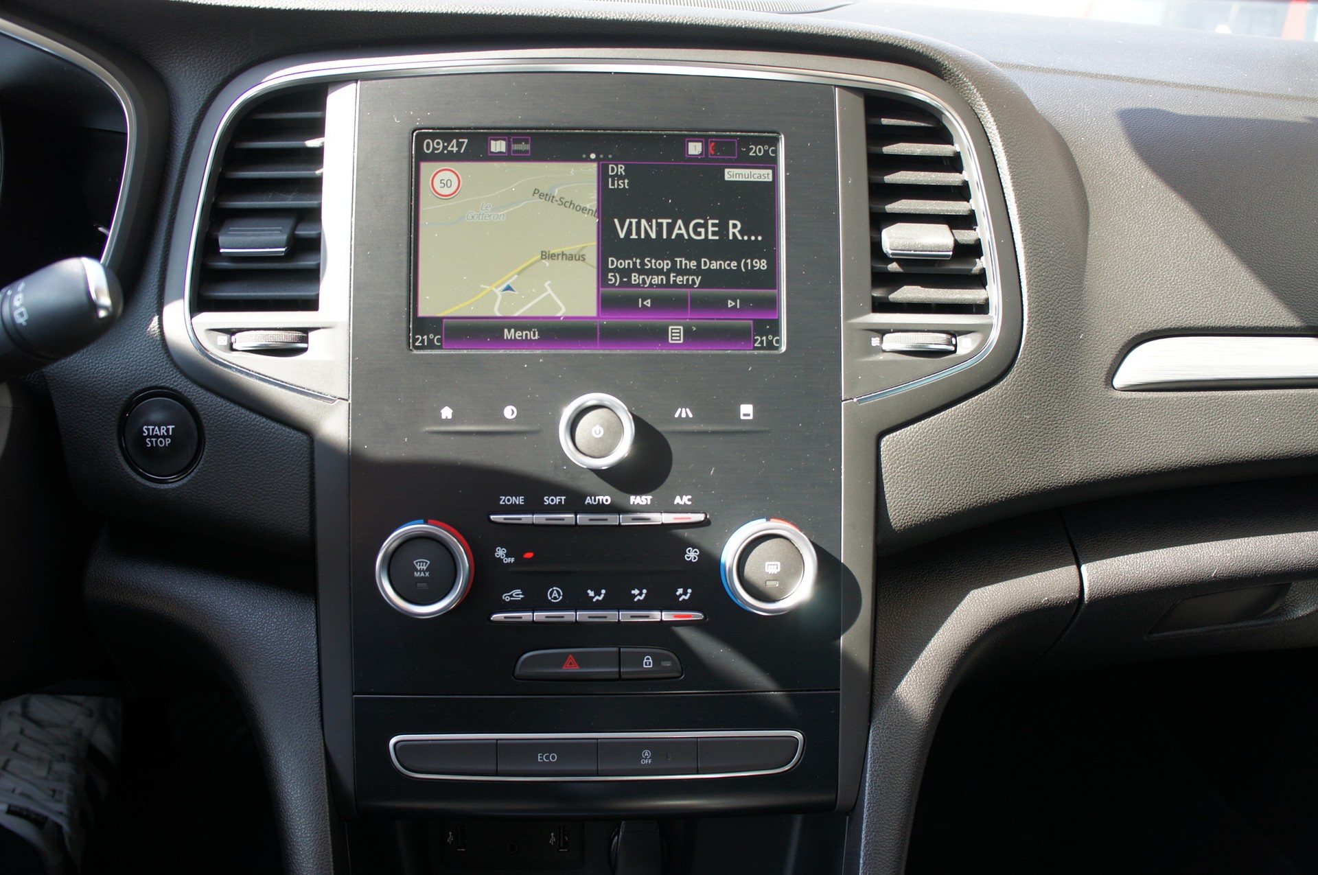RENAULT Mégane Grandtour 1.3 16V Turbo GT Line EDC-image-14
