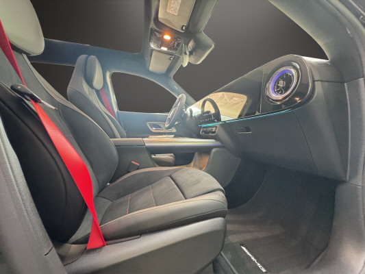 MERCEDES-BENZ GLB 220 4Matic 8G-Tronic-image-11